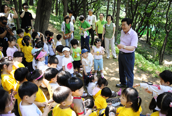 20110616-숲과 함께 놀자-숲 어린이 집 일일교사 35932.JPG