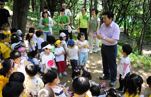 20110616-숲과 함께 놀자-숲 어린이 집 일일교사 35934.JPG