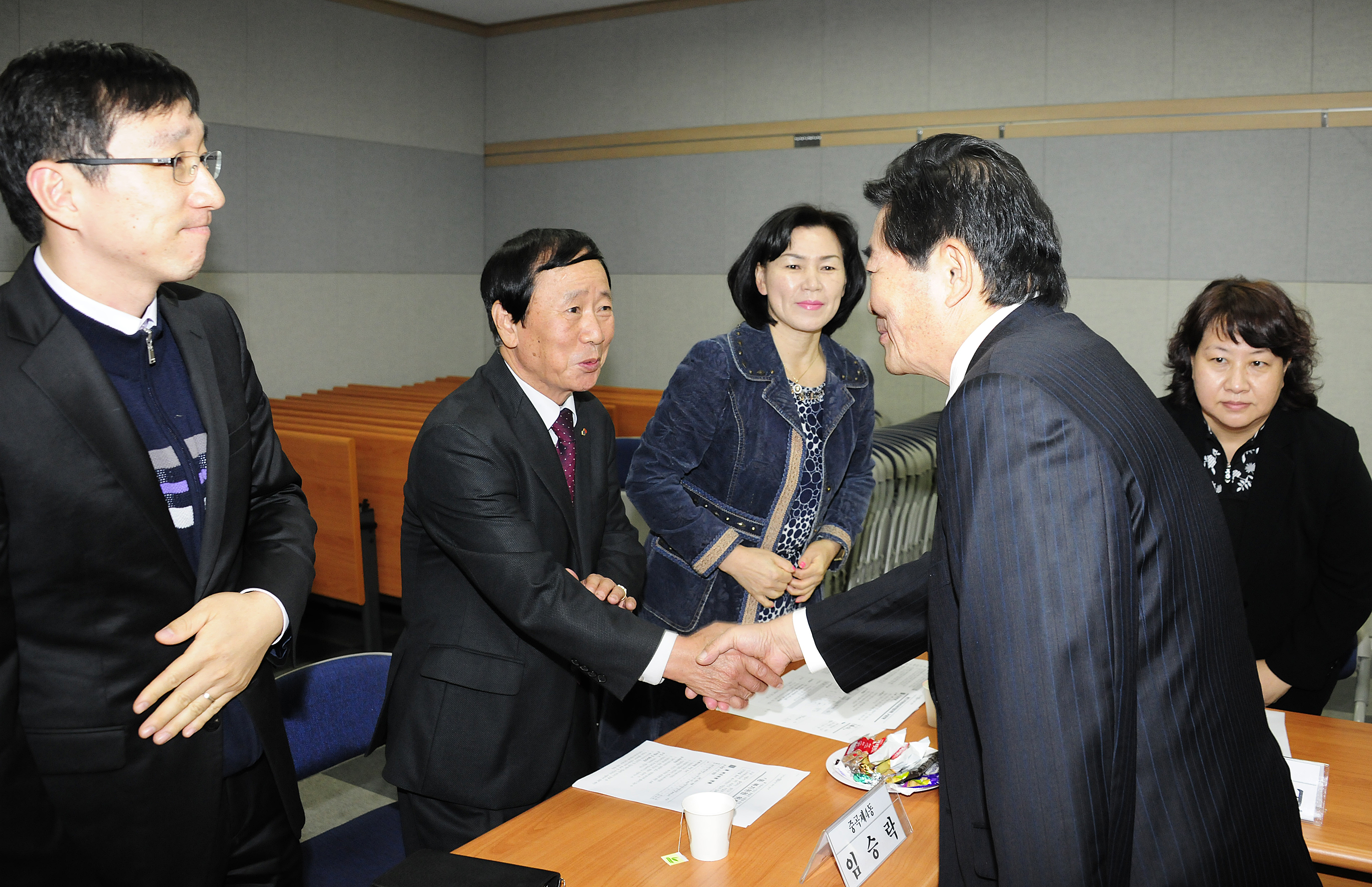 20111018-제2기 광진구 복지위원 위촉식 41732.JPG