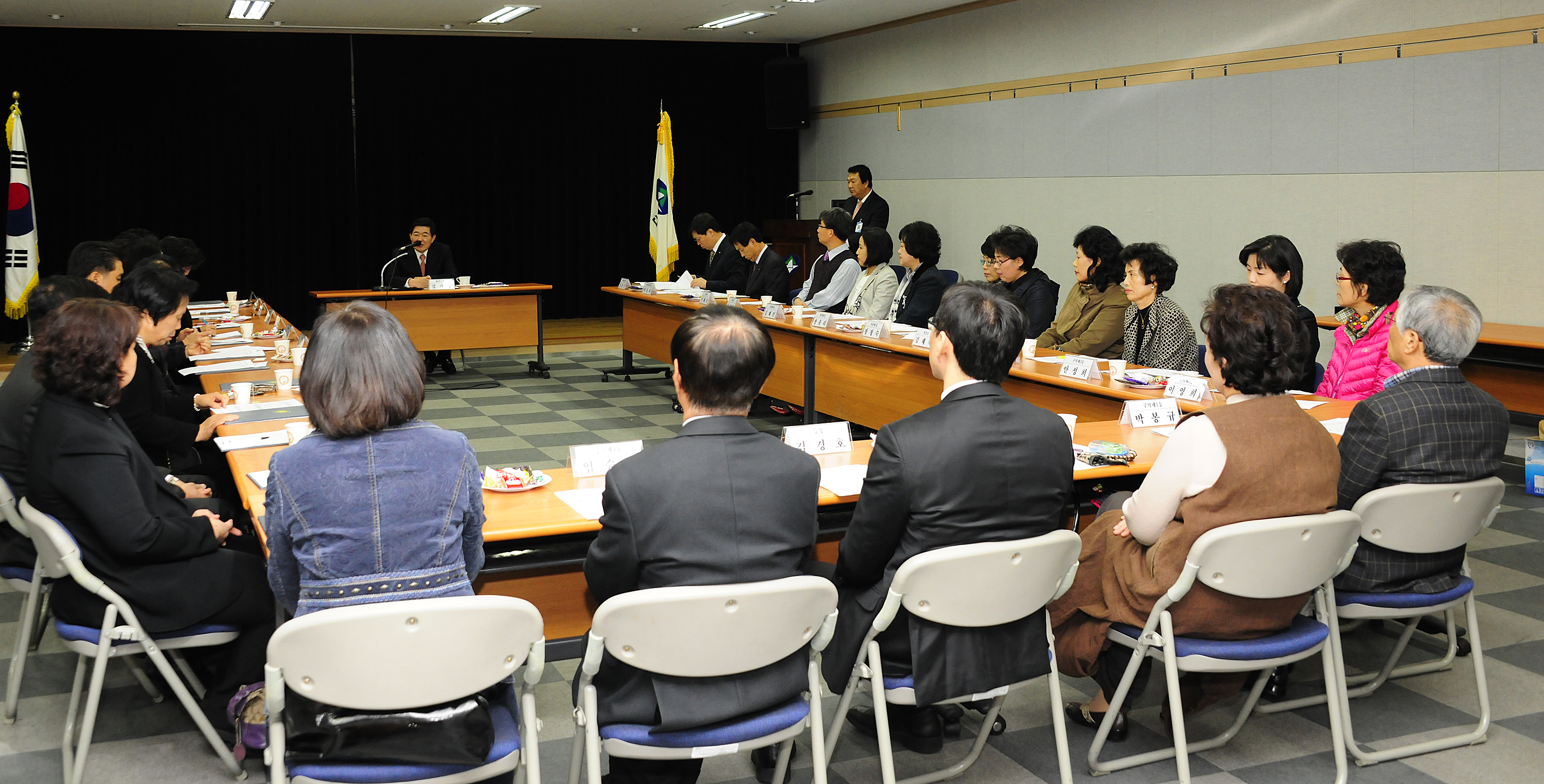 20111018-제2기 광진구 복지위원 위촉식 41793.JPG