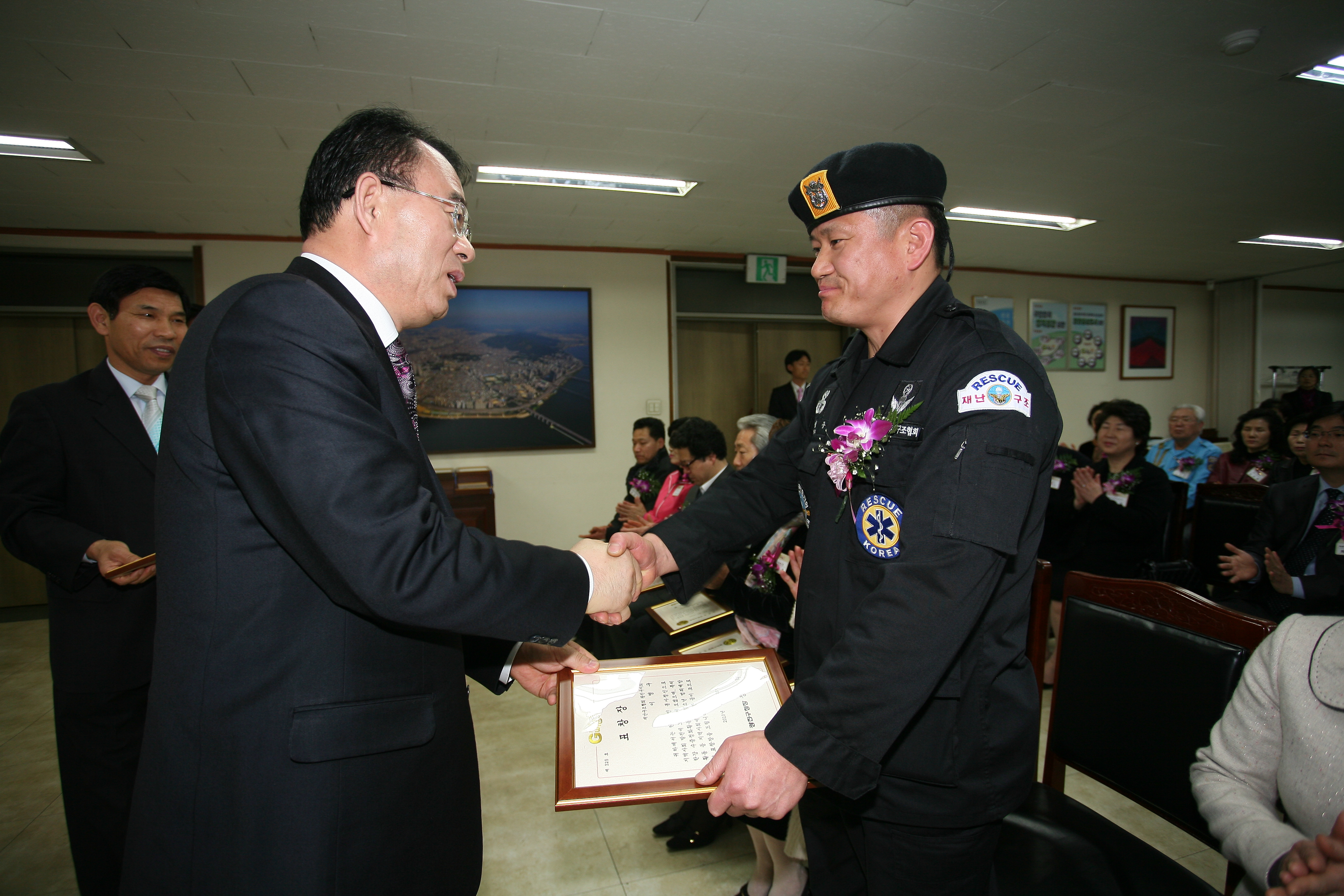 2월 정기구청장 표창 수여식 15347.JPG