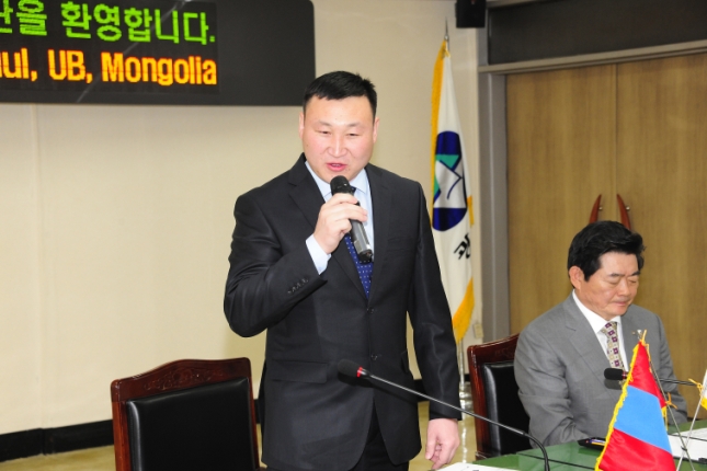 20110417-몽골 국제자매도시 방문단 환영식 31145.JPG