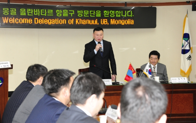 20110417-몽골 국제자매도시 방문단 환영식 31146.JPG