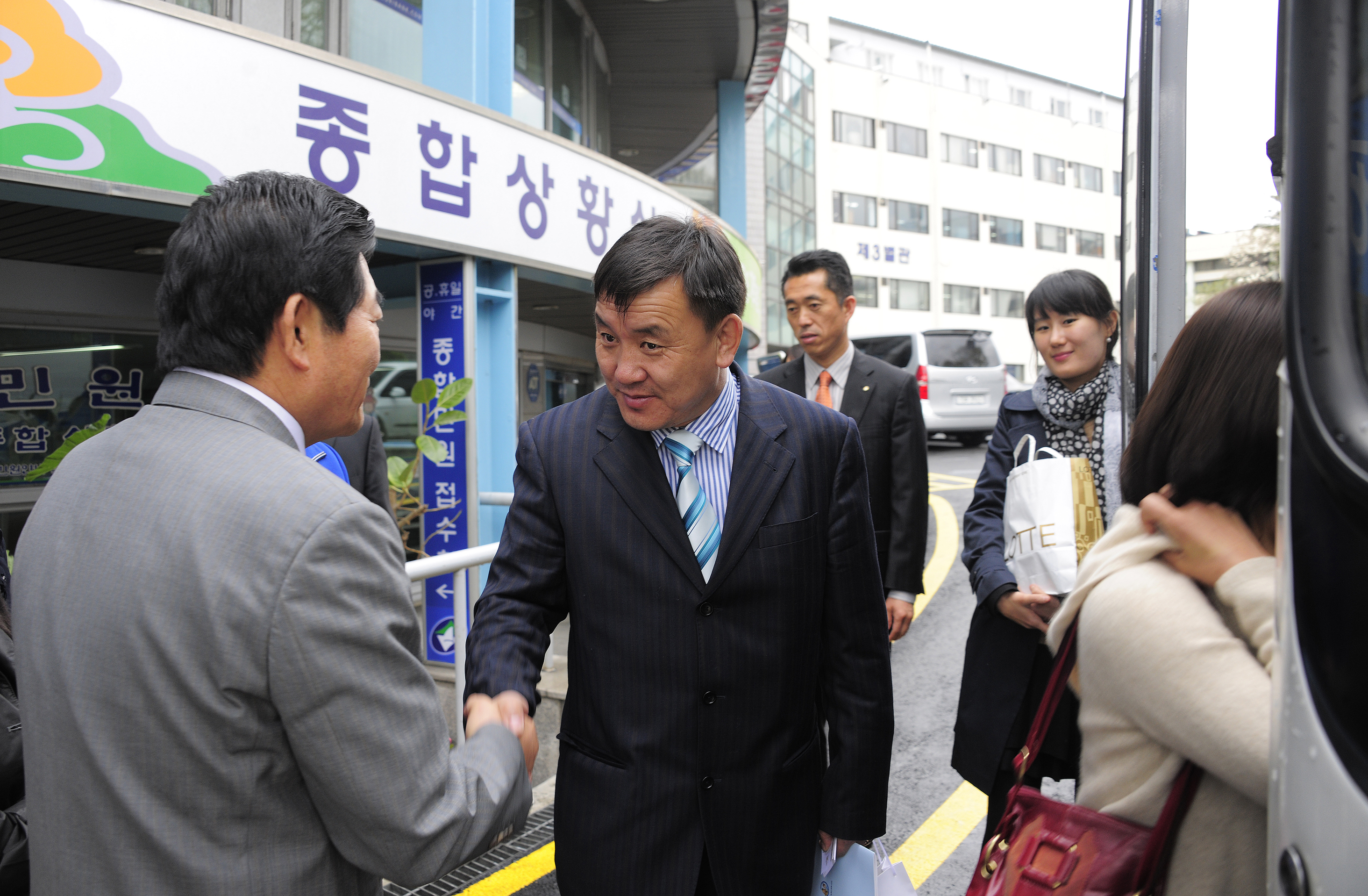 20110417-몽골 국제자매도시 방문단 환영식 31166.JPG