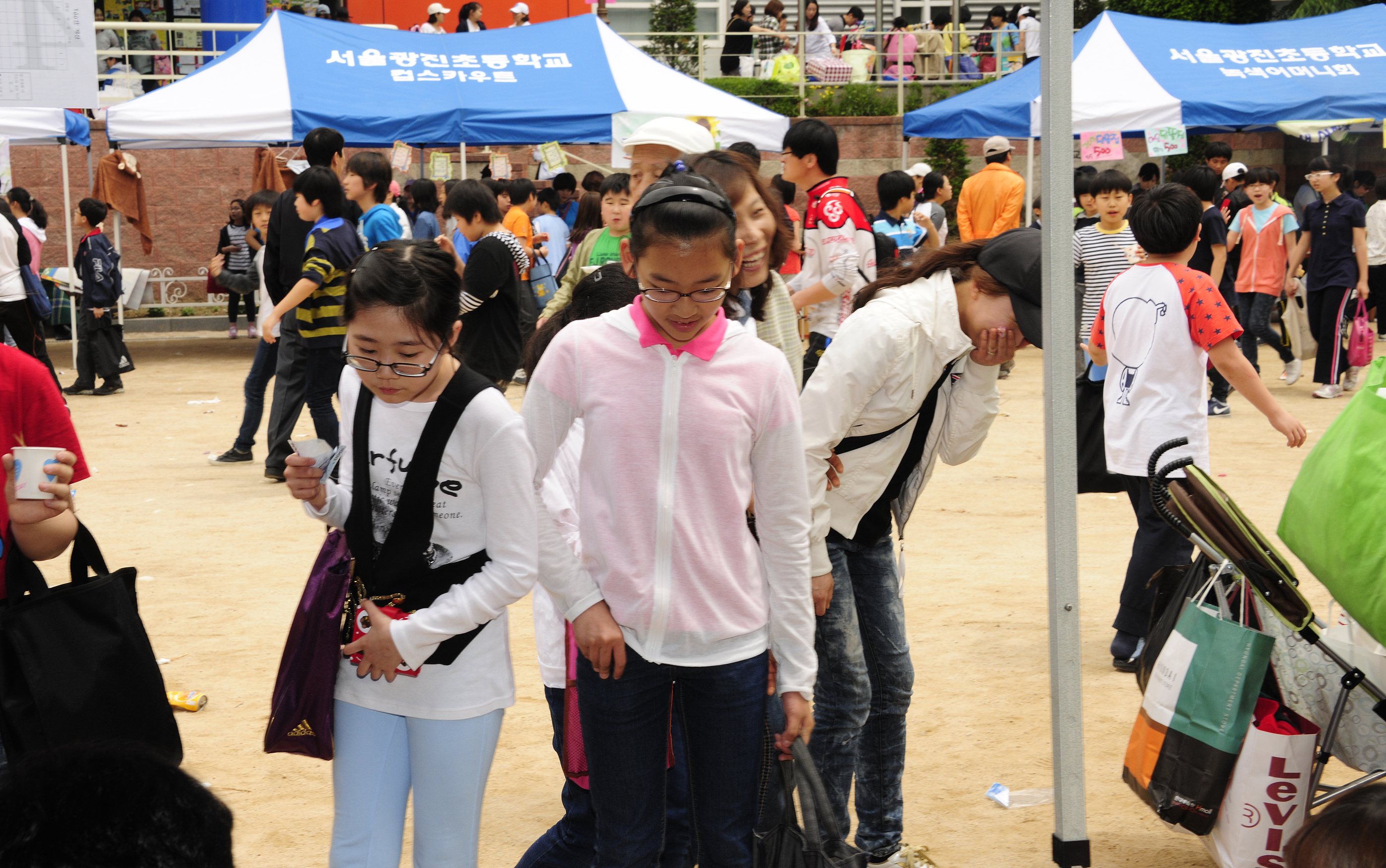 20110523-광진초 어머니회 알뜰바자회 34759.JPG