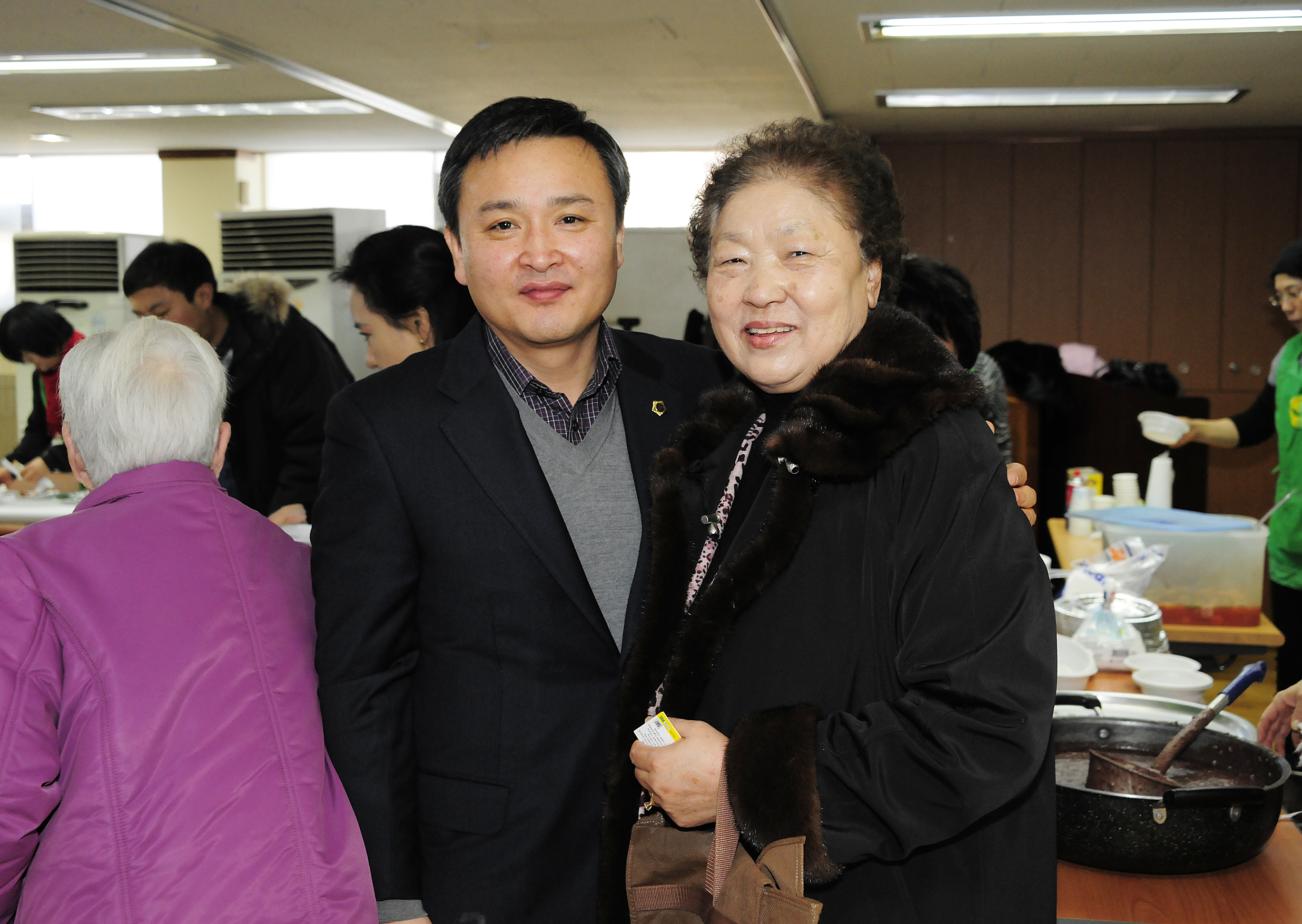 20111222-광장동 사랑의 동지팥죽 나누기 46539.JPG