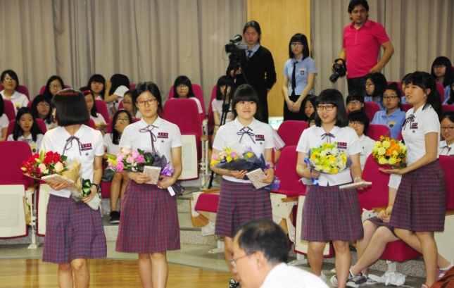 20110617-동국사범대학부속여자 중.고등학교 개교기념식 36029.JPG