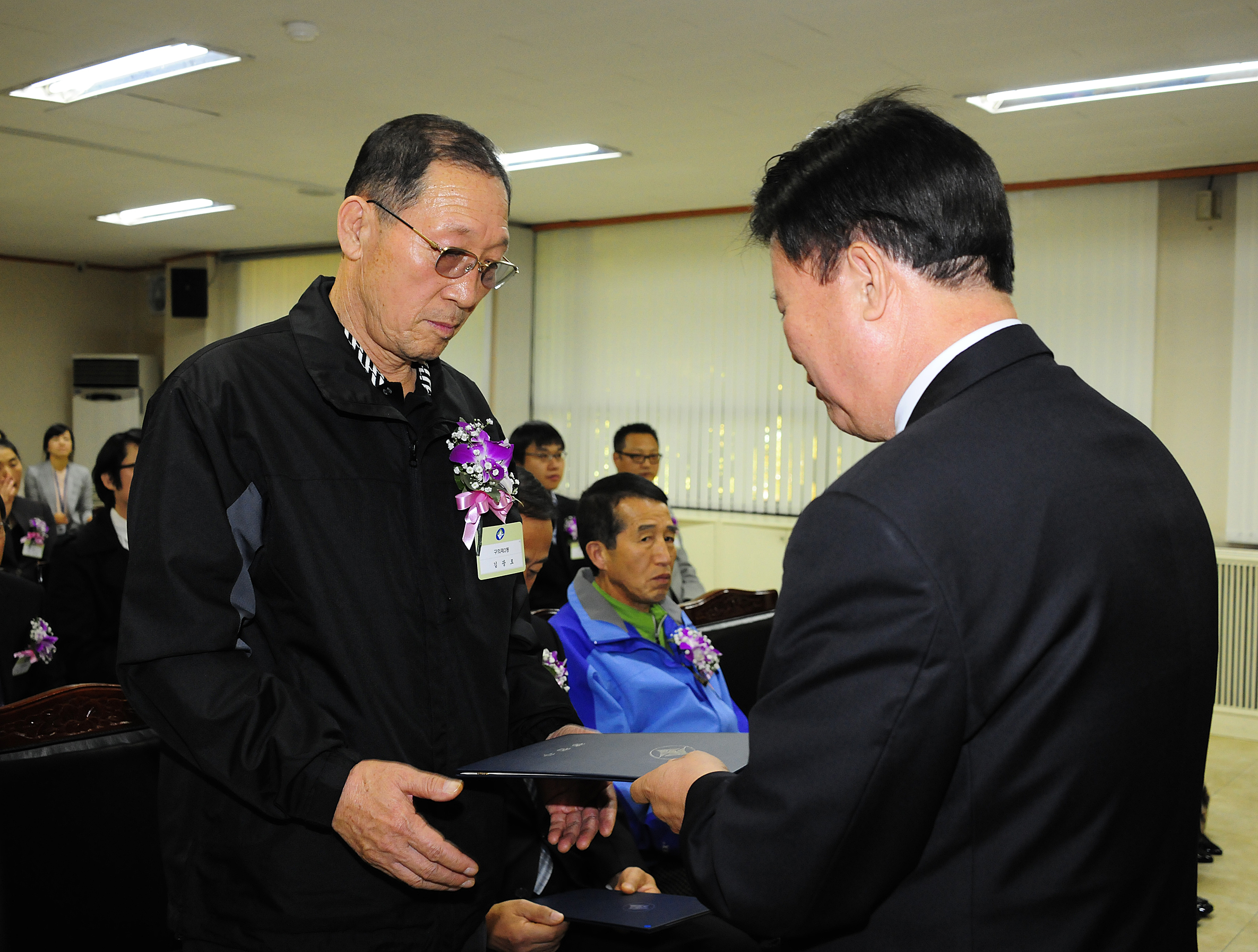 20111031-10월 정기구민표창 42359.JPG