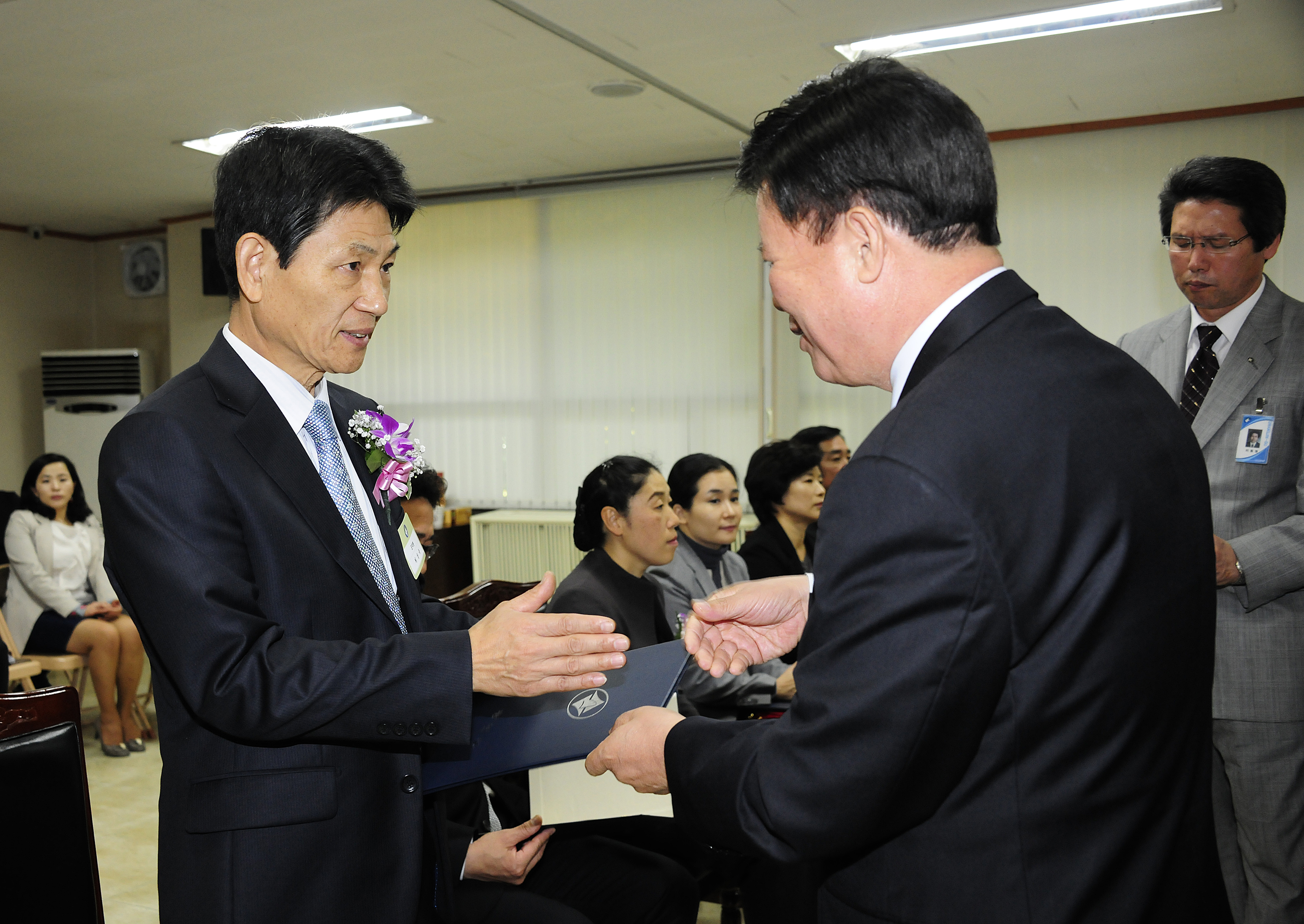 20111031-10월 정기구민표창 42396.JPG