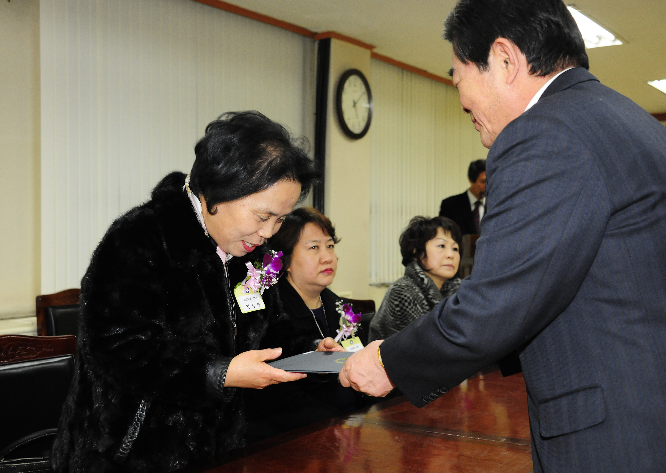 20120104-반상회 유공통장 서울시장 표창 전수 47812.JPG