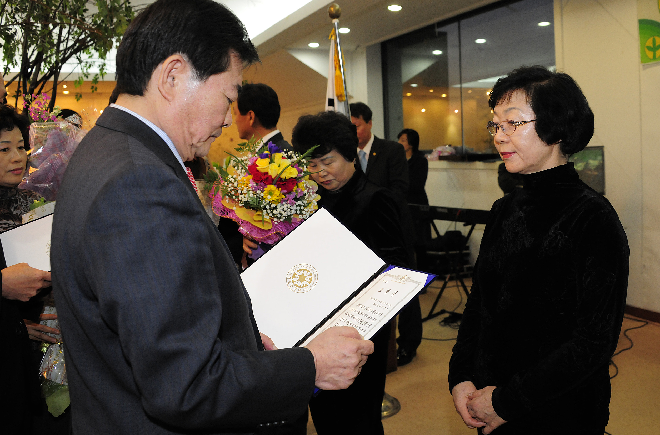 20111216-새마을지회 새마을지도자대회 및 송년회 45737.JPG