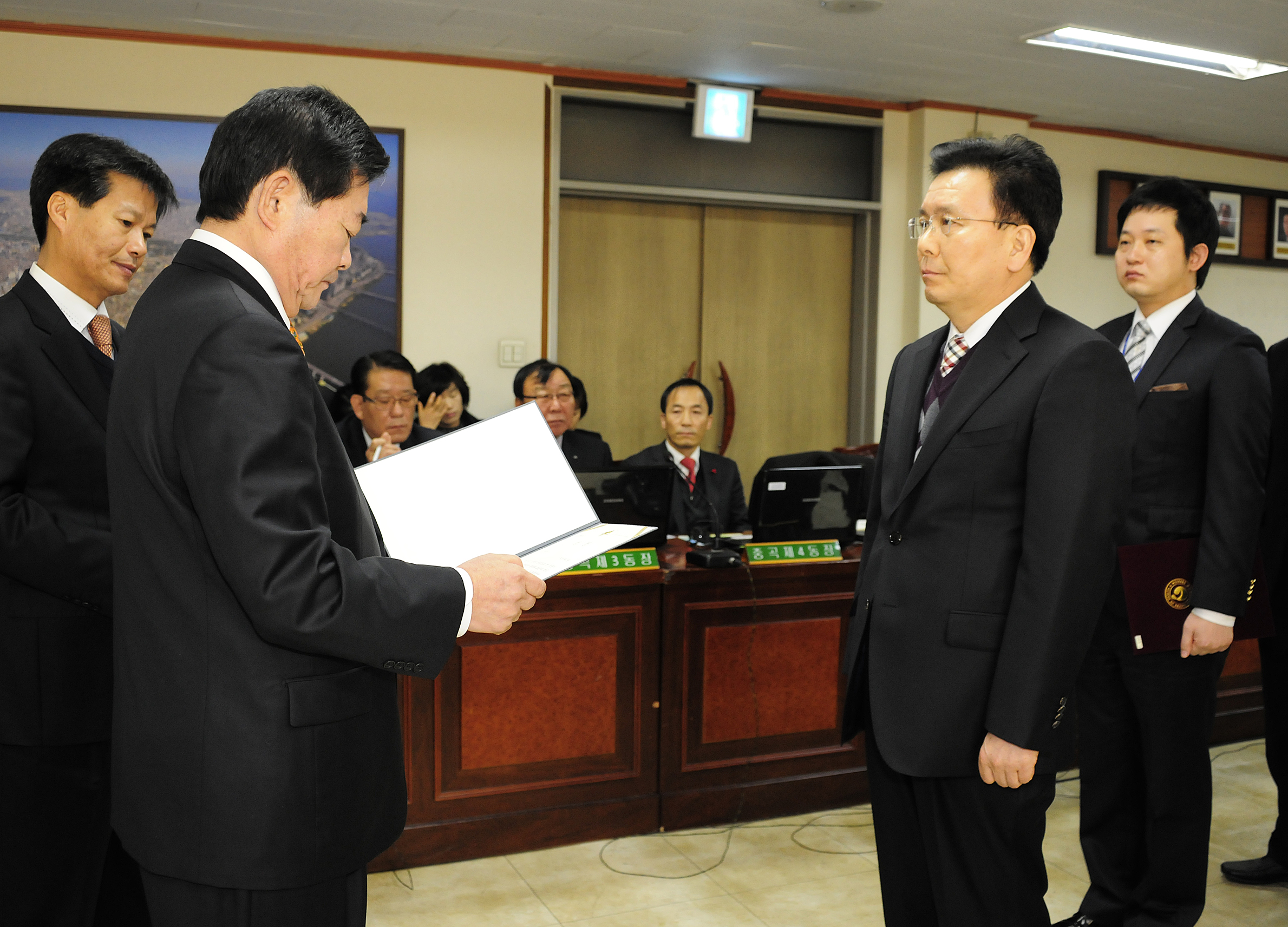 20111215-구동 확대간부회의 표창장 수여식 45454.JPG
