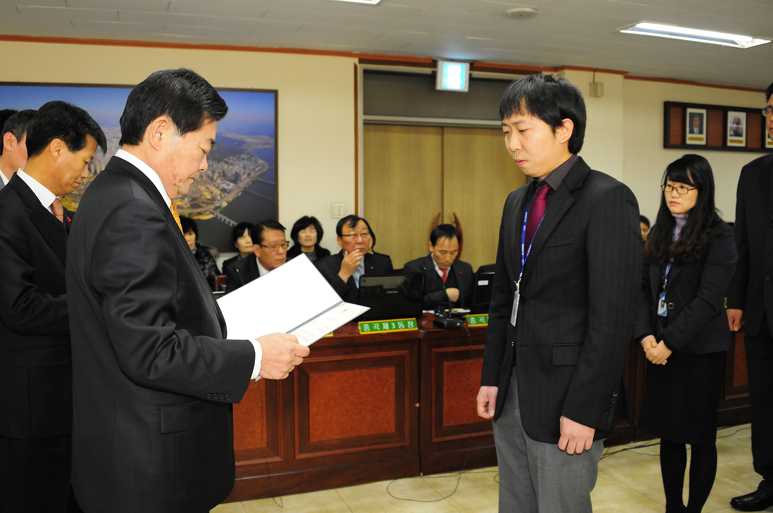 20111215-구동 확대간부회의 표창장 수여식 45428.JPG