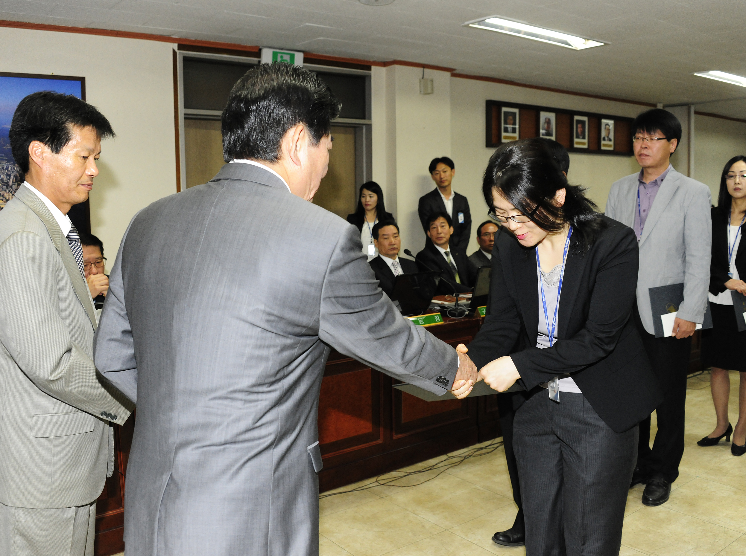 20110519-구확대간부회의 표창장 수여식 34345.JPG