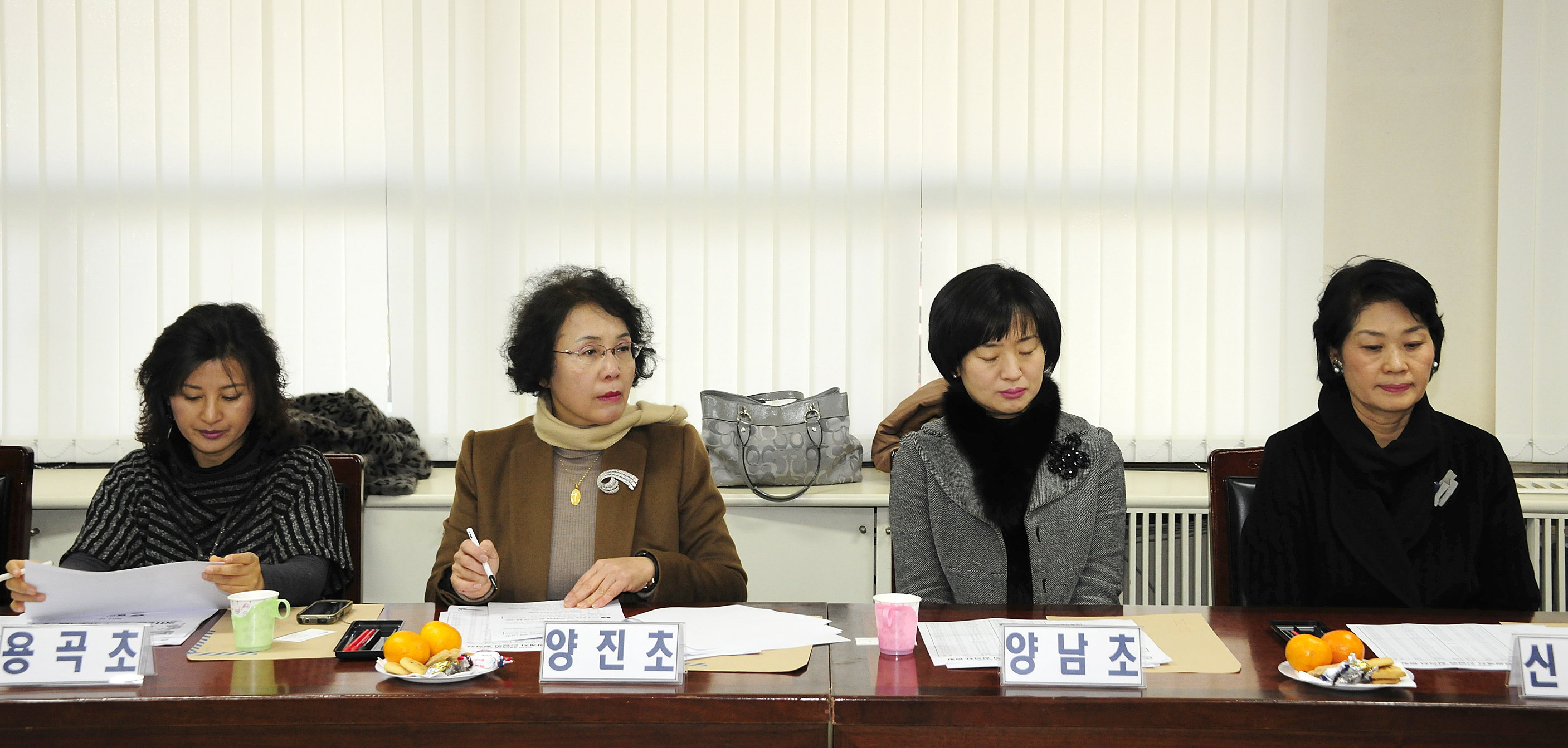 20111215-교육경비 지원사업 추진을 위한 초중고 간담회 45551.JPG