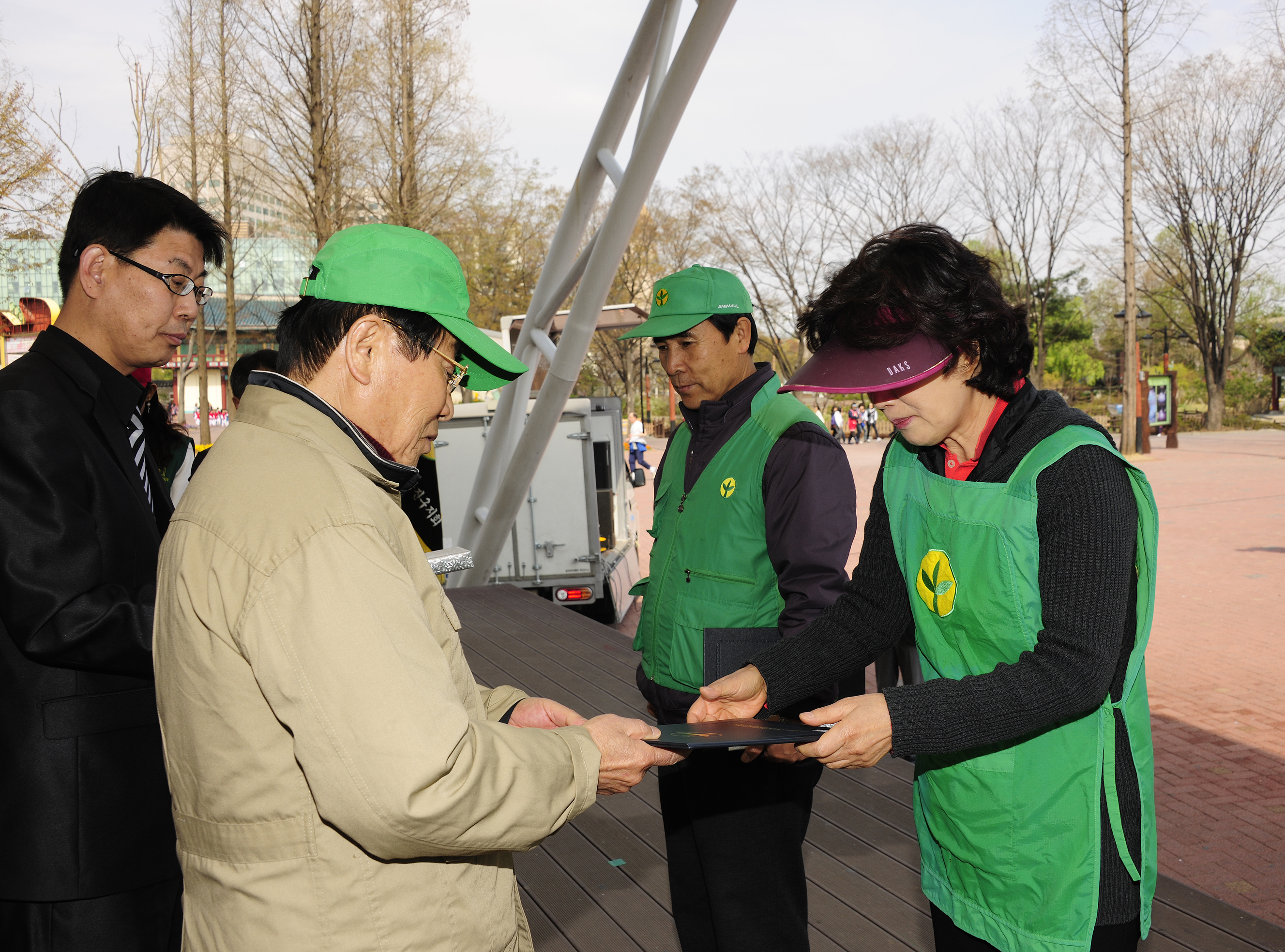 20110419-새마을의 날 제정 기념 광진구 새마을가족 및 구민걷기대회 31300.JPG