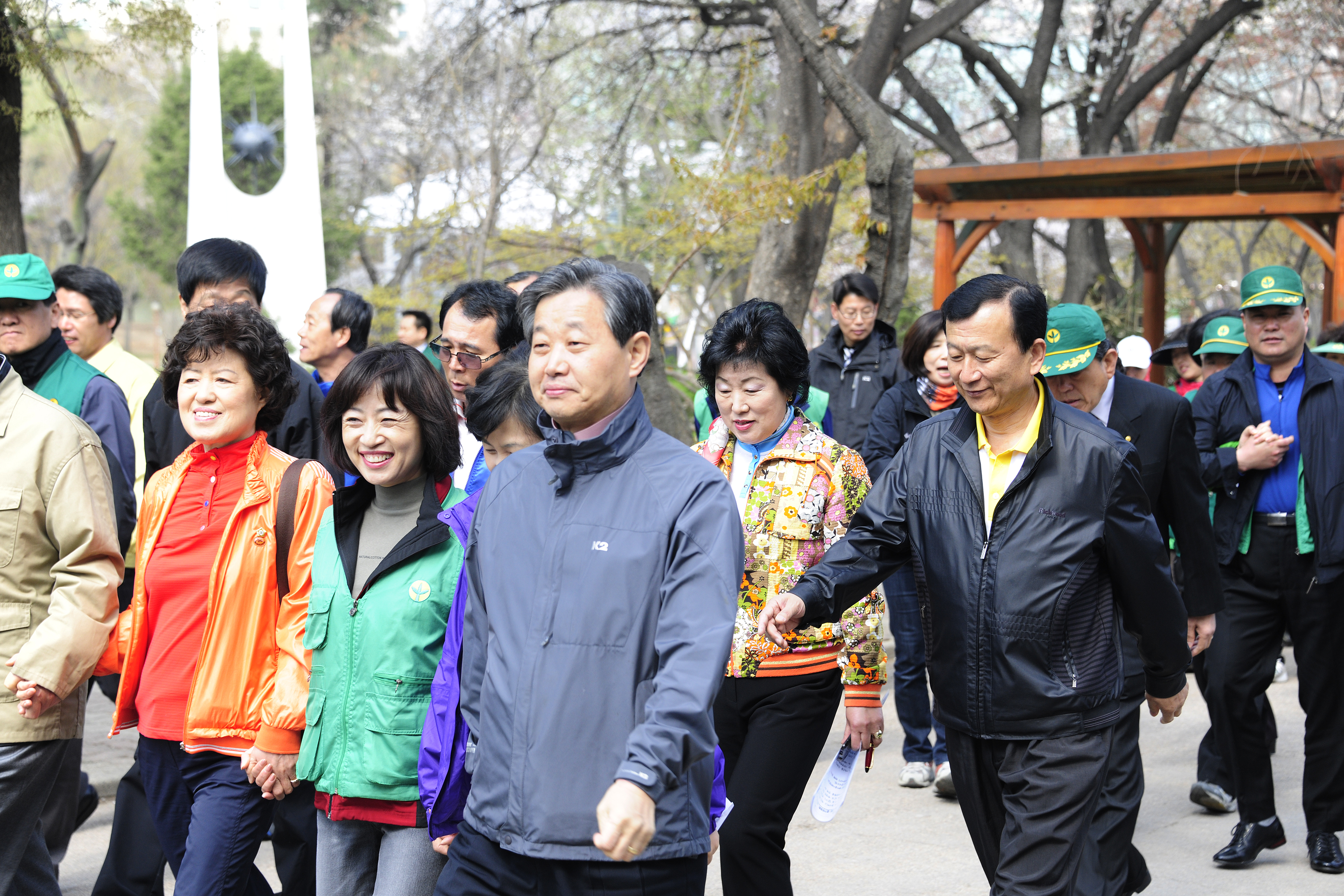 20110419-새마을의 날 제정 기념 광진구 새마을가족 및 구민걷기대회 31334.JPG