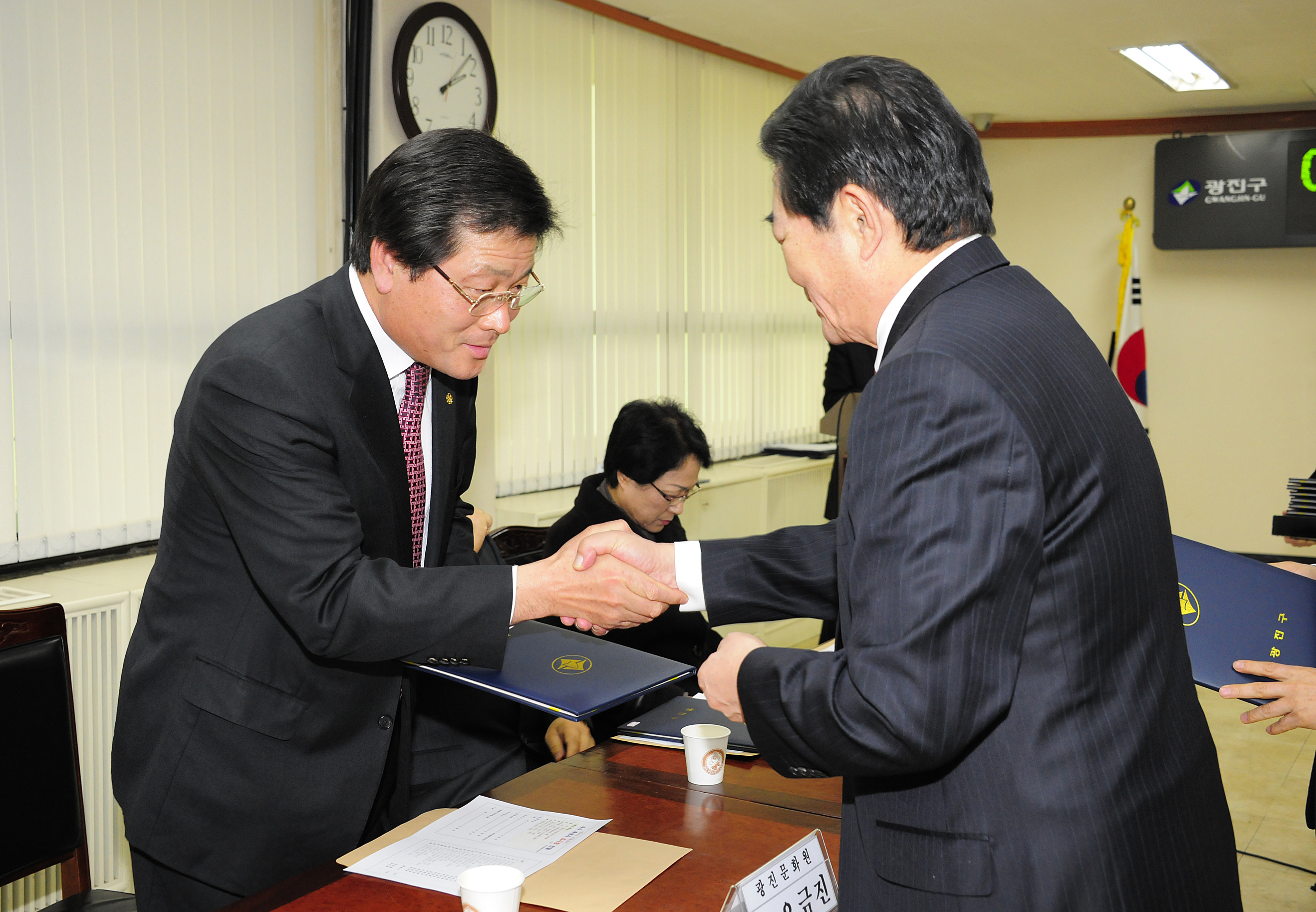 20111228-이웃돕기 우수 후원자 감사장 전달 47175.JPG