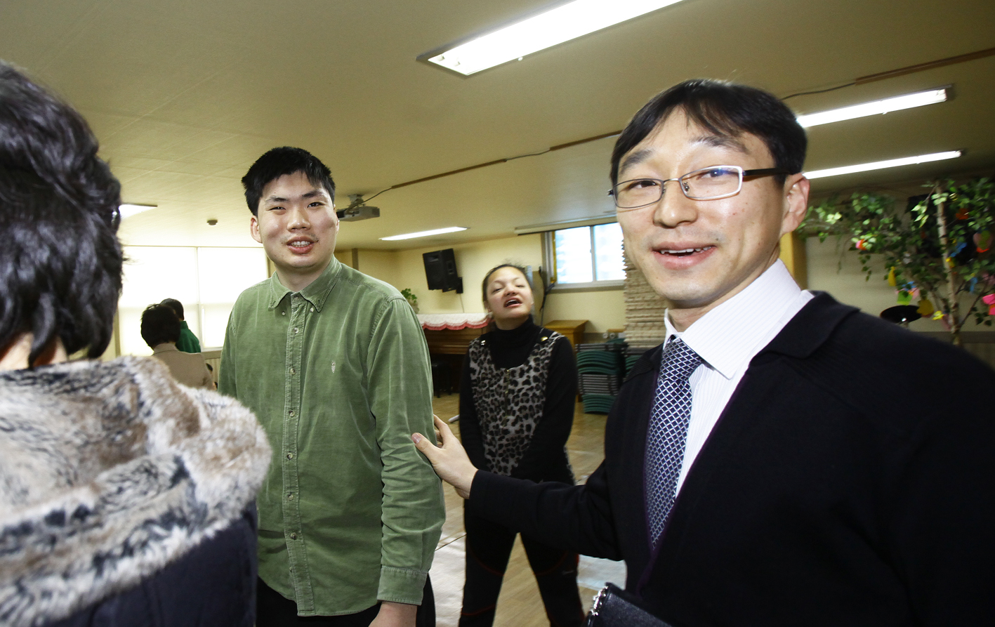 20110129-2011년 설맞이 경로당 및 사회복지시설 방문1 24291.JPG