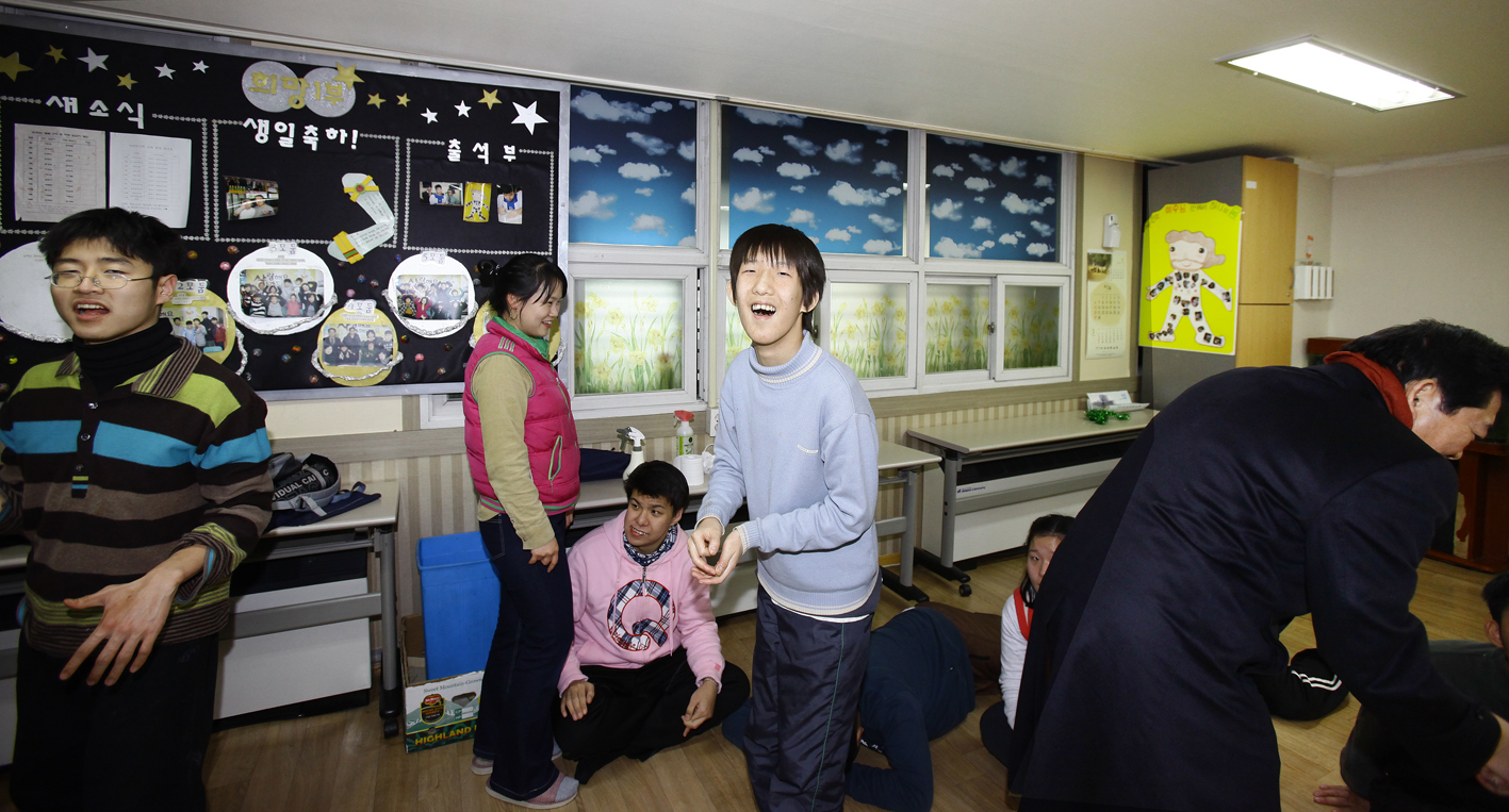 20110129-2011년 설맞이 경로당 및 사회복지시설 방문1 24293.JPG