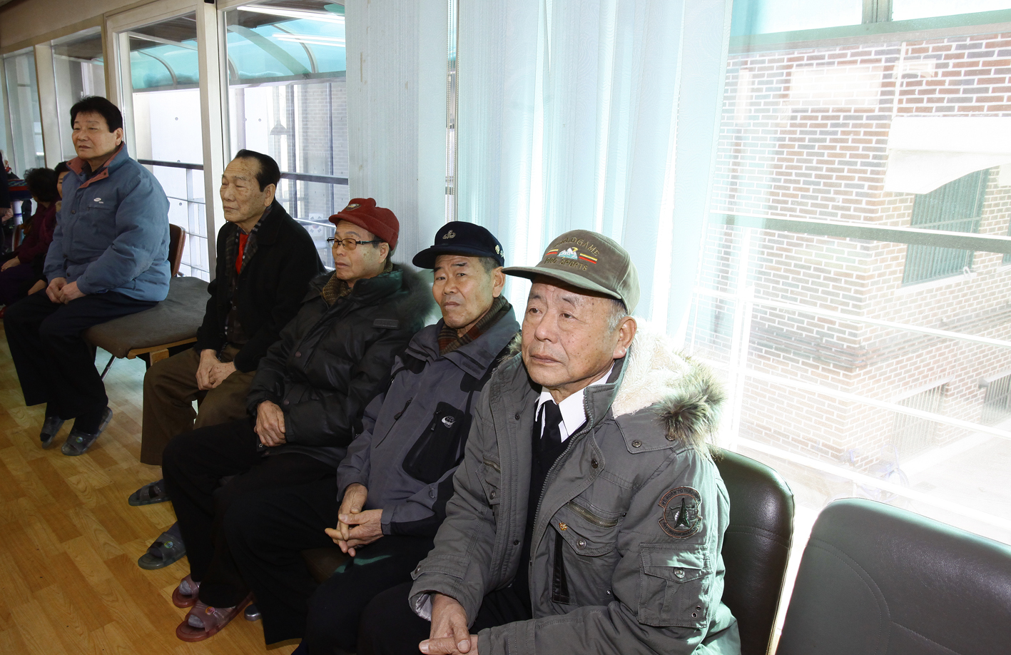 20110129-2011년 설맞이 경로당 및 사회복지시설 방문1 24108.JPG