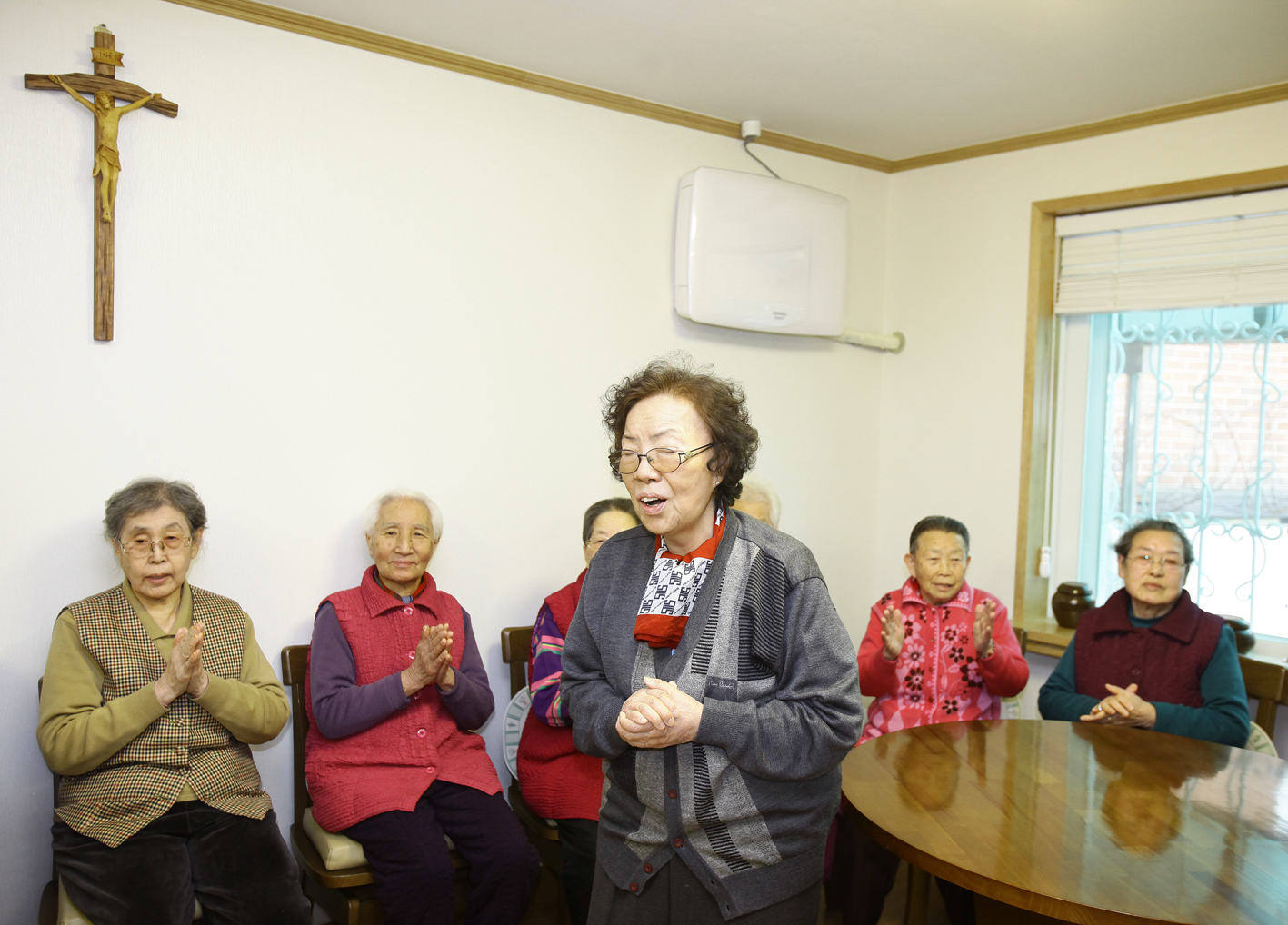 20110129-2011년 설맞이 경로당 및 사회복지시설 방문1 24159.JPG