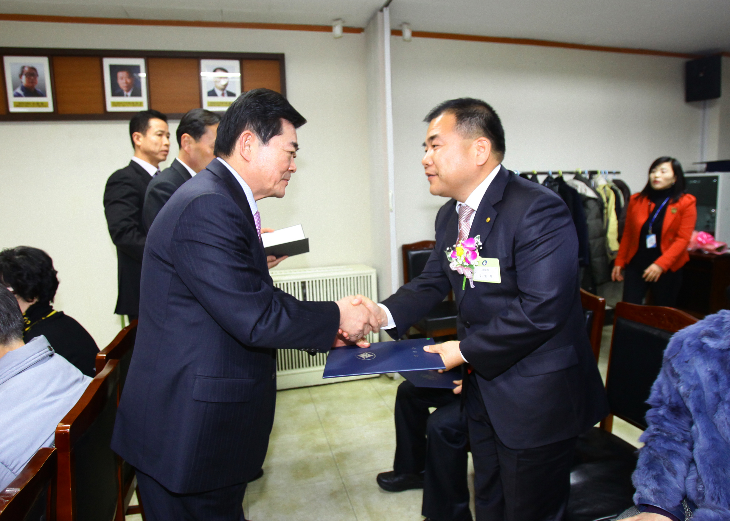 20101227-12월 정기 구민표창 20736.JPG
