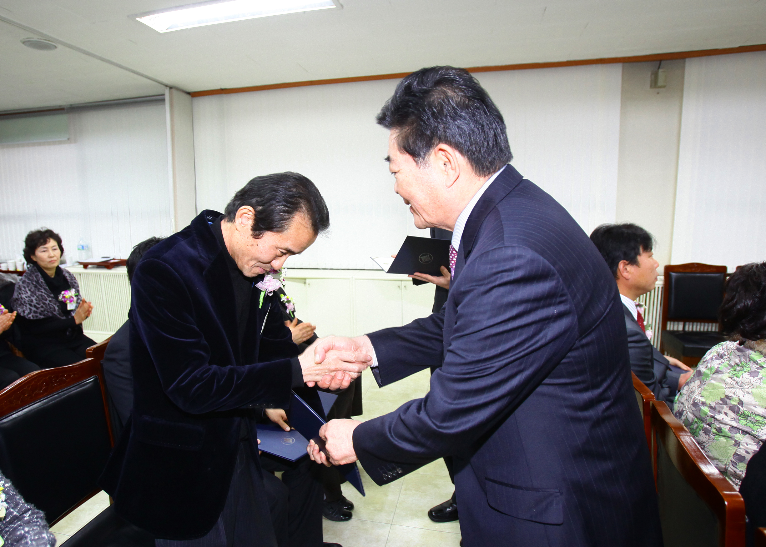 20101227-12월 정기 구민표창 20729.JPG