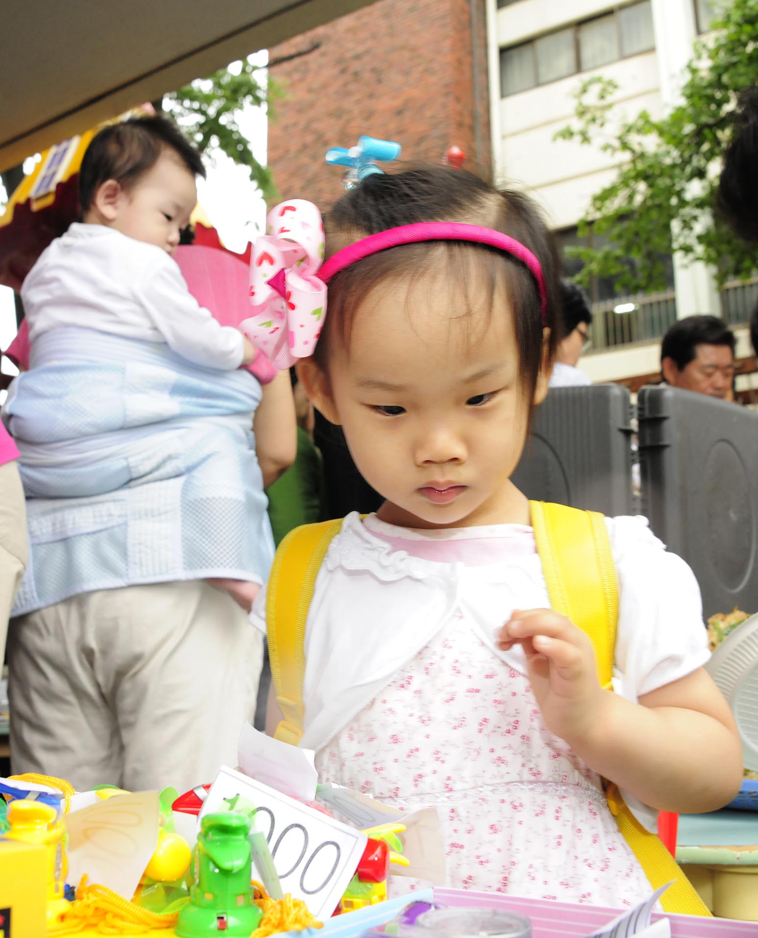20110624-구청 직장어린이집-난치병어린이 및 불우이웃돕기 바자회 36472.JPG