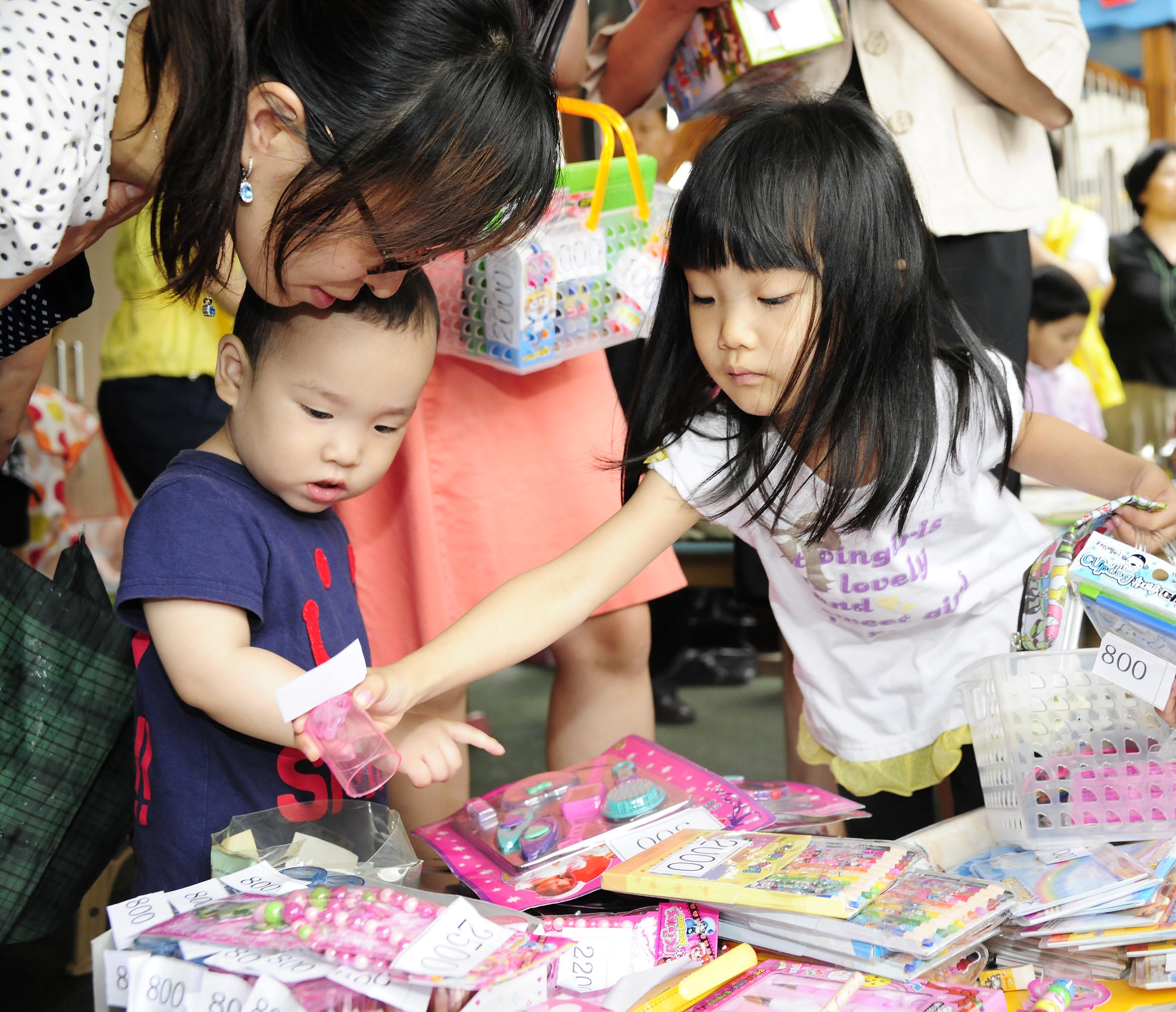 20110624-구청 직장어린이집-난치병어린이 및 불우이웃돕기 바자회 36482.JPG