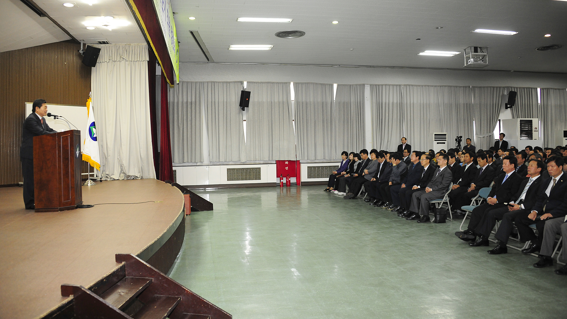 20111109-4분기 구 정례조회 및 웃음강연회 43037.JPG
