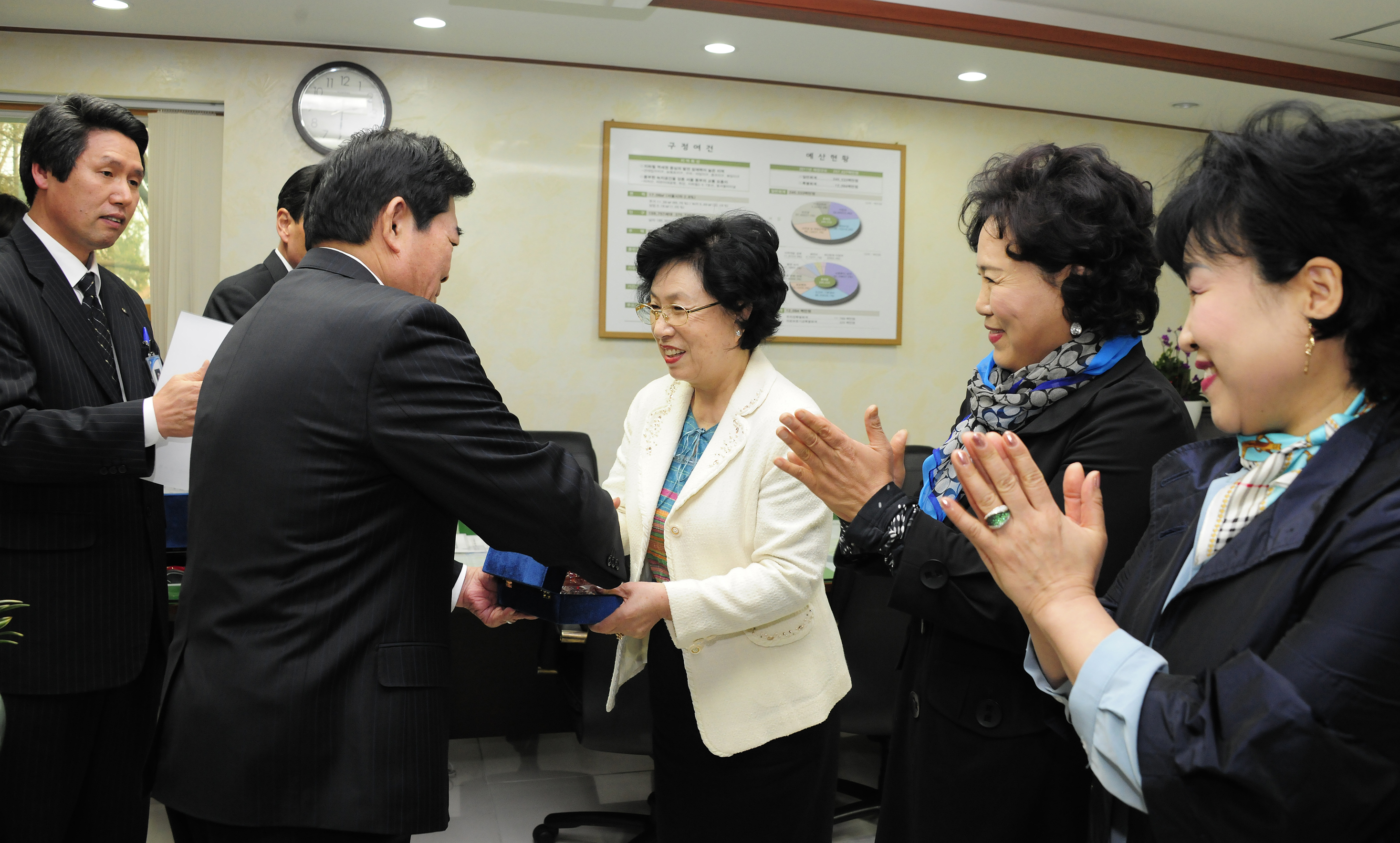 20110328-명예행정관 공로패 전달식 29054.JPG