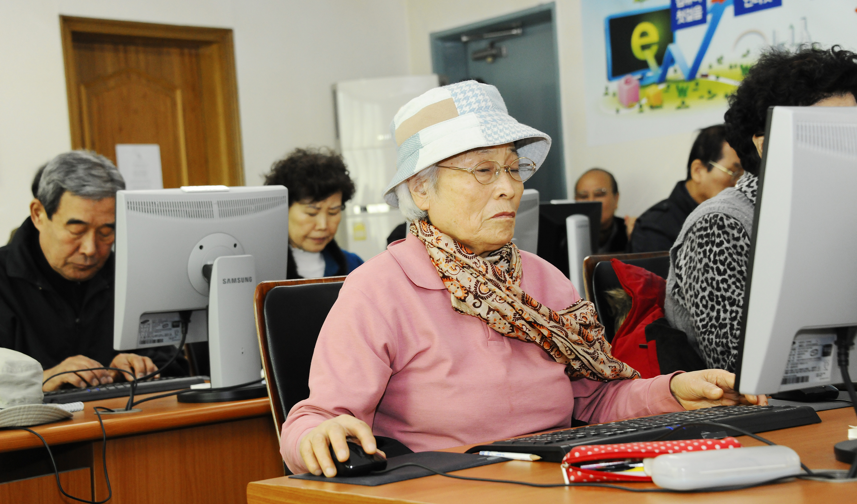 20110310-정보화 교육센터  및 양로원 현장방문 27365.JPG