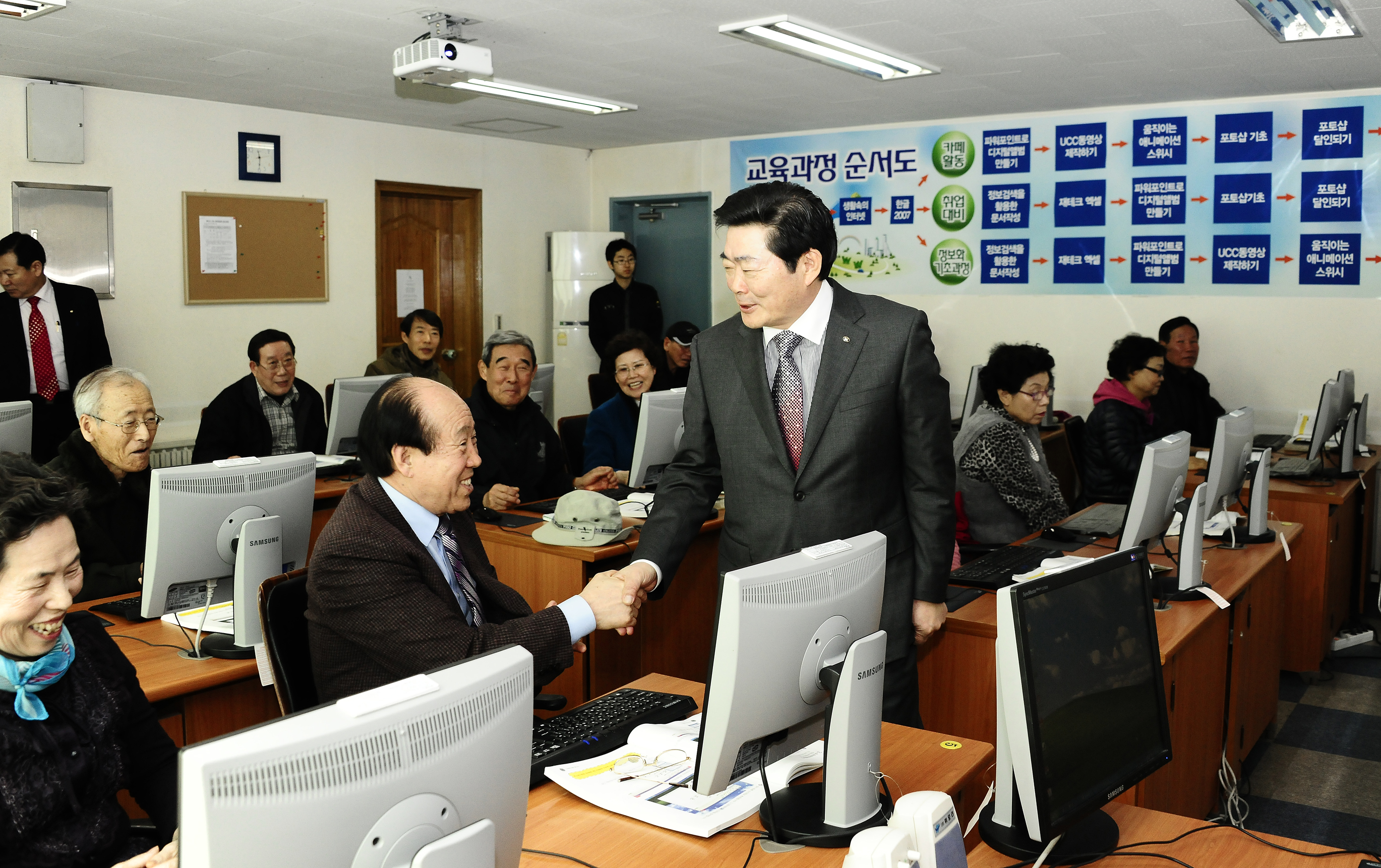 20110310-정보화 교육센터  및 양로원 현장방문 27385.JPG