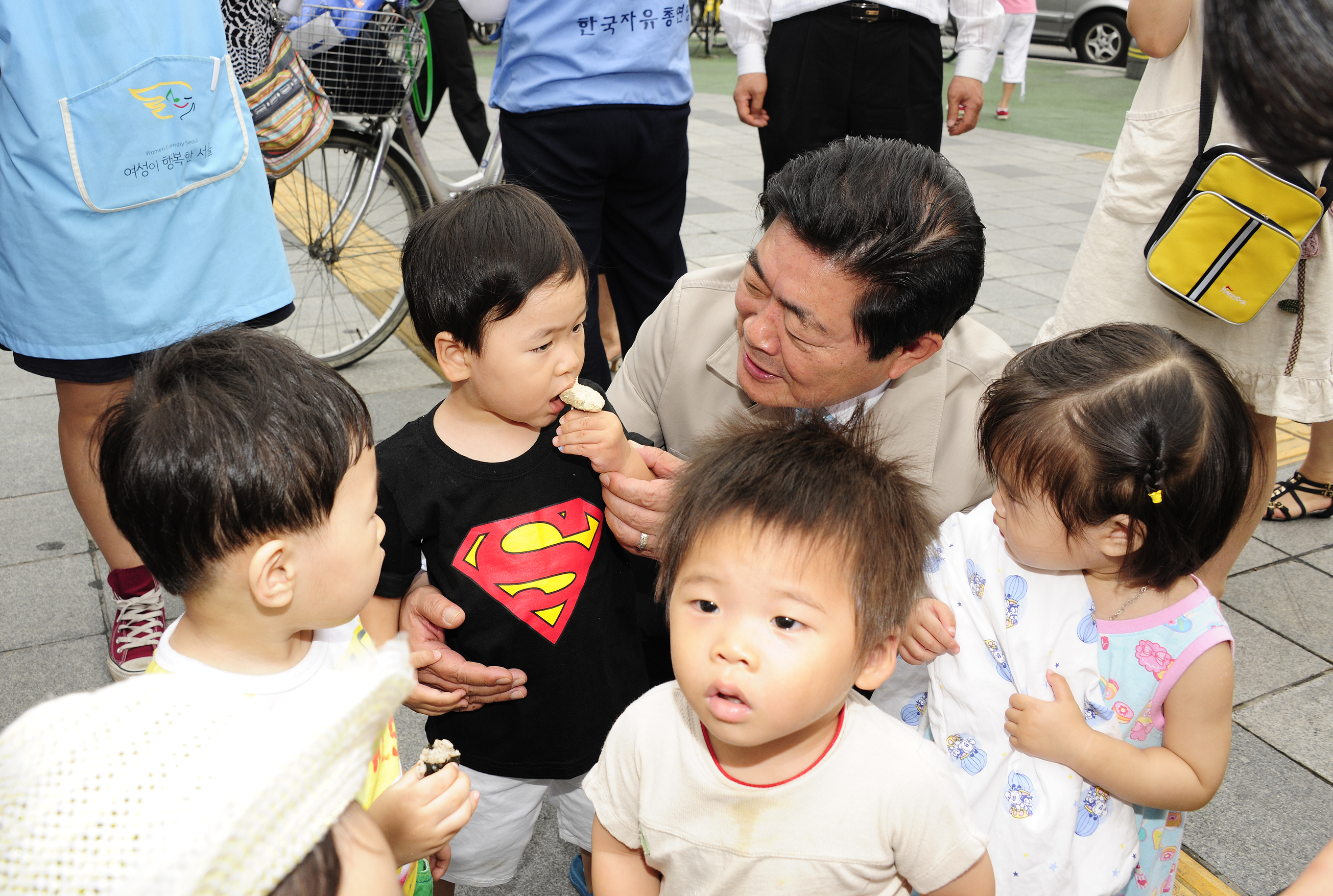 20110622-자유총연맹 광진지회-6.25전쟁터 음식재현 무료시식회 36116.JPG