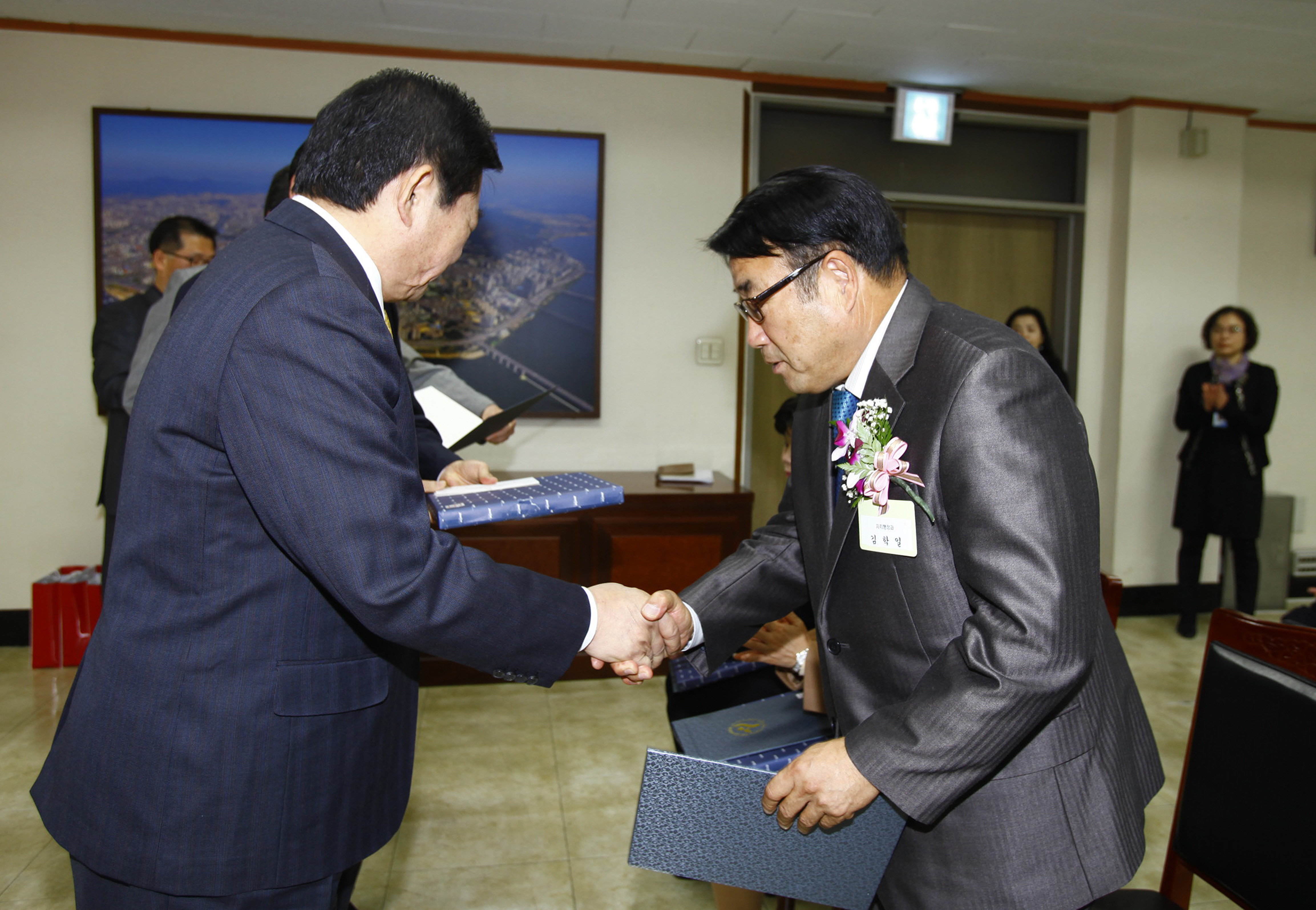 20111116-적십자회비 모금 유공자 표창 43352.JPG