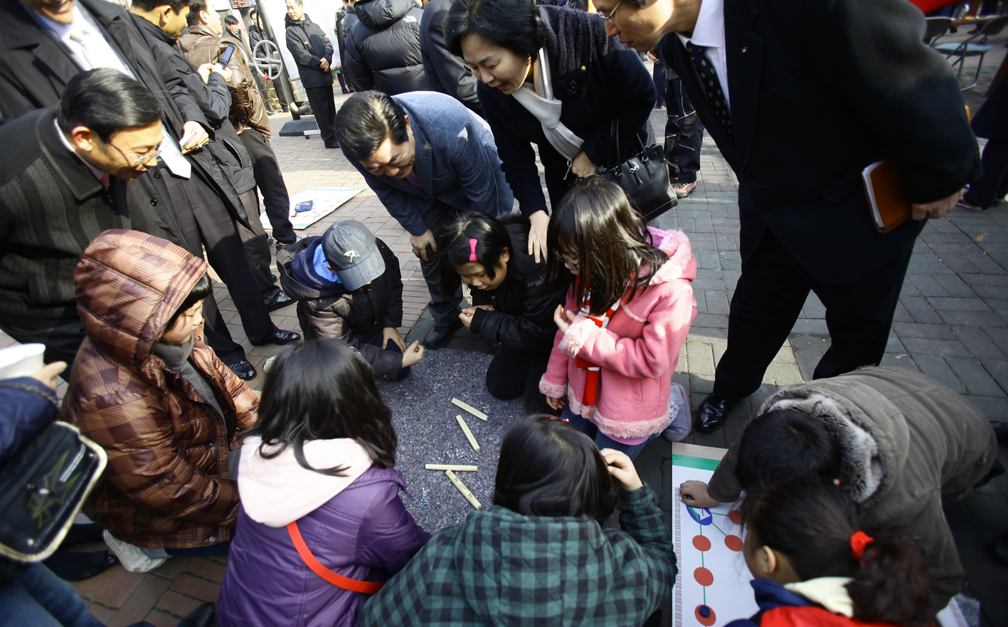20110219-윷놀이 대회 26400.JPG