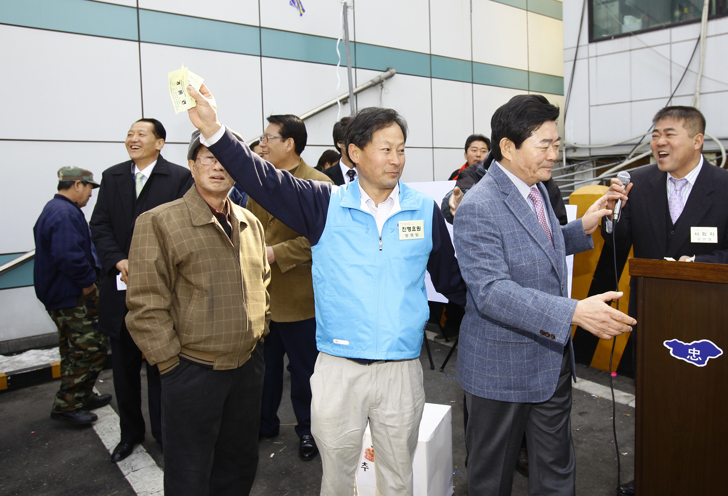 20110219-윷놀이 대회 26439.JPG