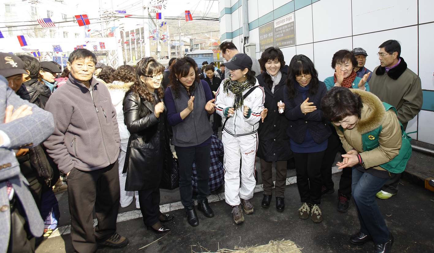 20110219-윷놀이 대회 26447.JPG