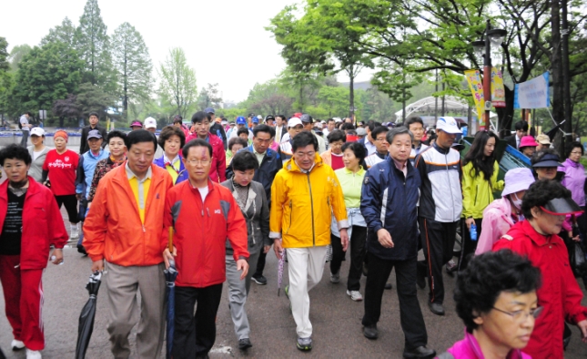 20110520-제16회 광진구민의 날-한가족 건강 걷기대회 34444.JPG