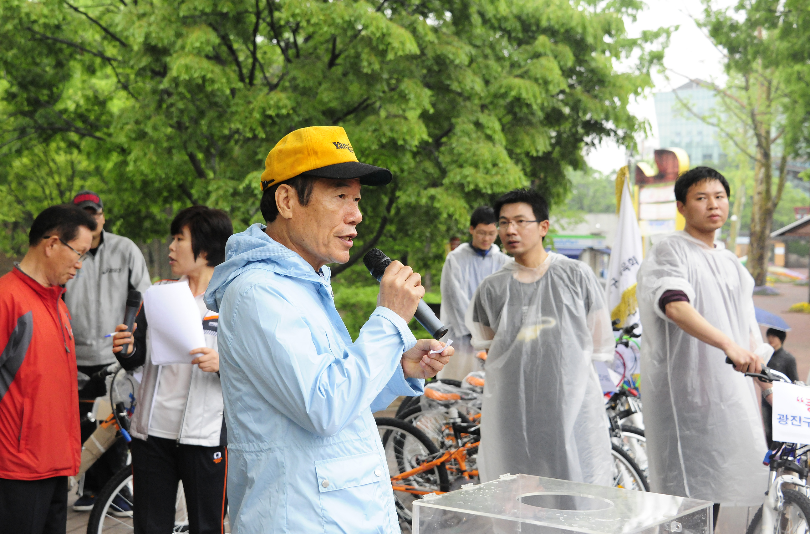 20110520-제16회 광진구민의 날-한가족 건강 걷기대회 34495.JPG