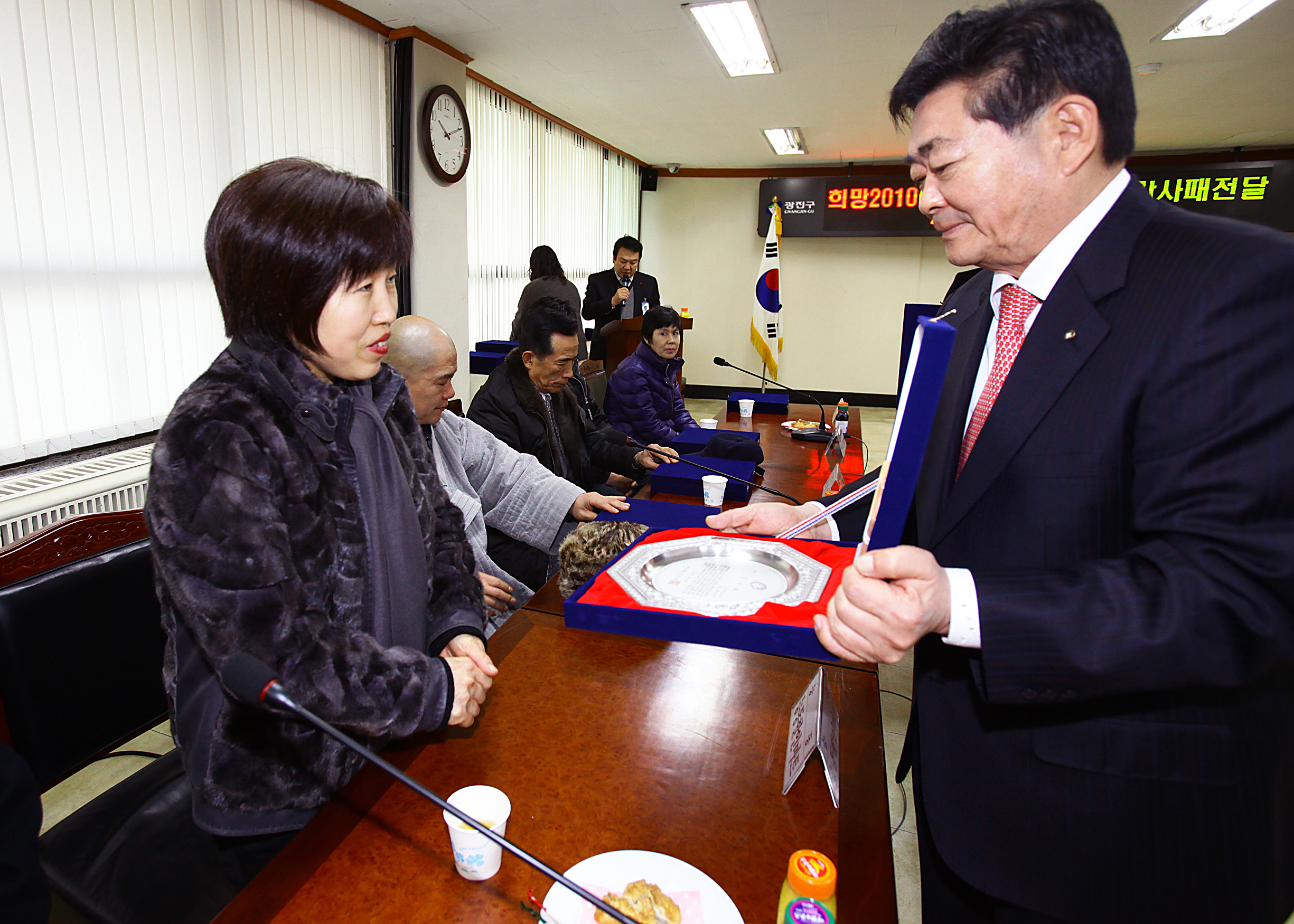 20101215-희망2010 이웃돕기 및 푸드마켓 후원자 격려 19522.JPG