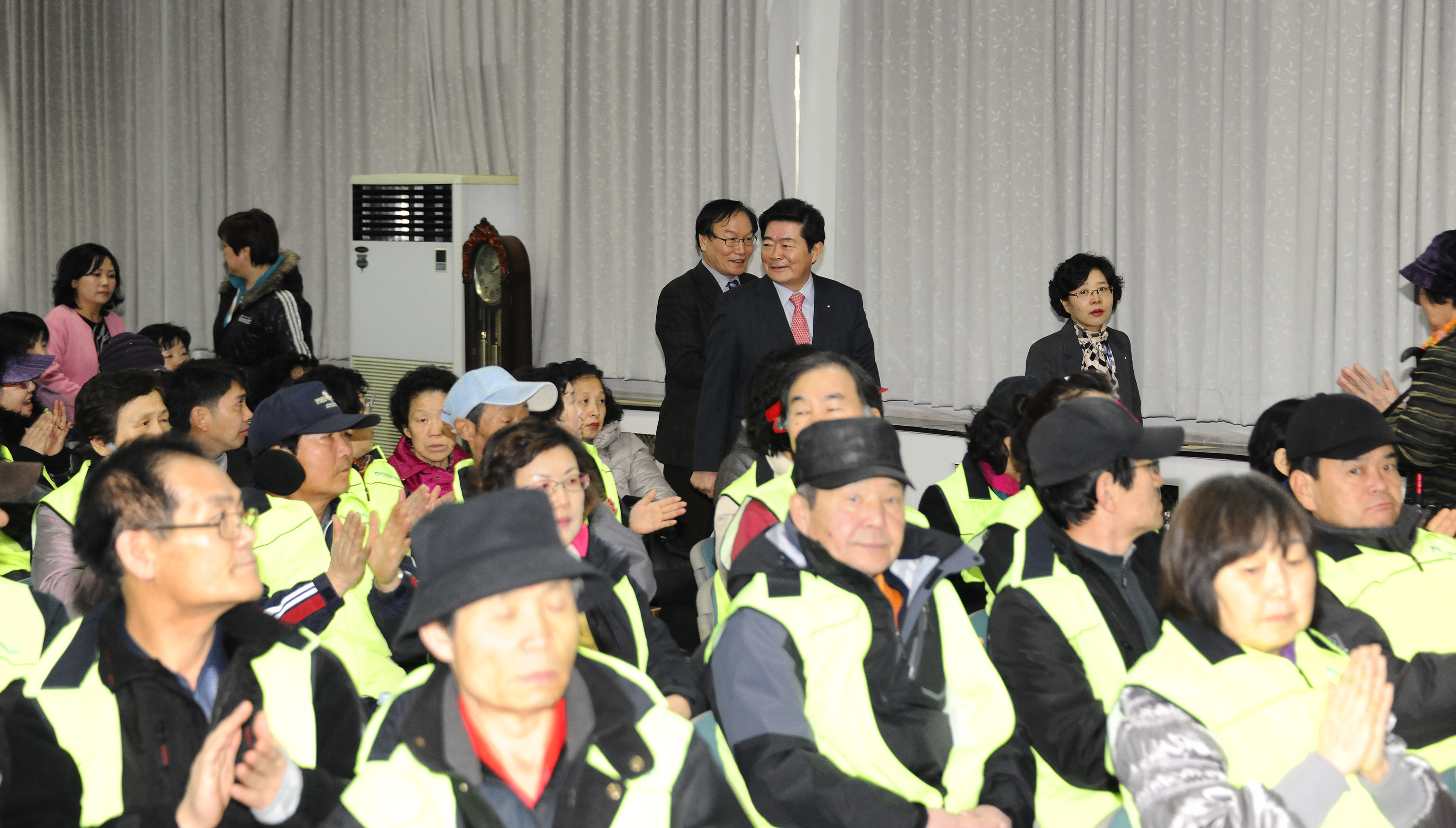 20110309-지역공동체 일자리참여자 및 공공근로 참여자 안전교육 27325.JPG
