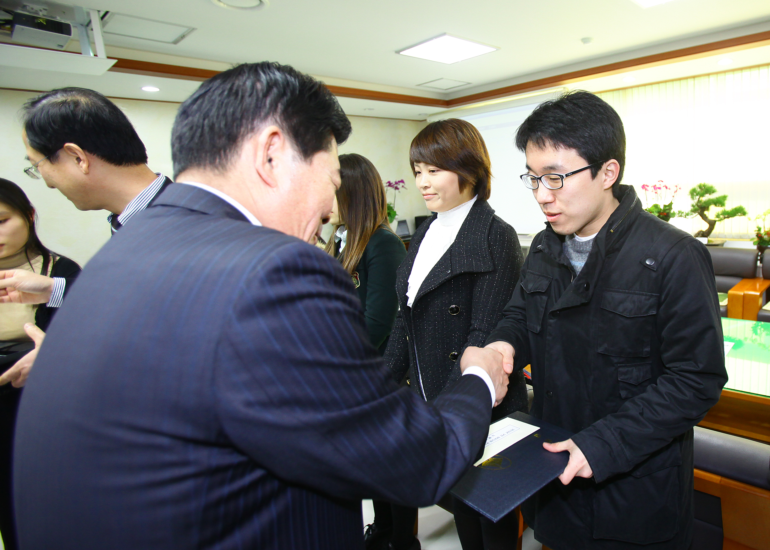 20101224-구민 아이디어 제안 채택자 시상 22155.JPG