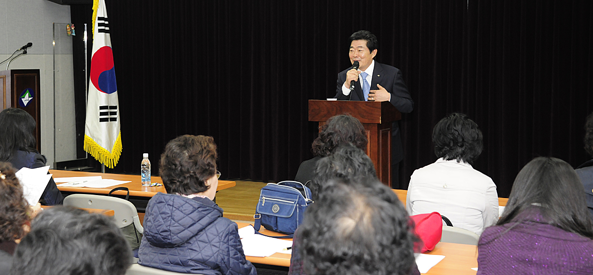 20110323-책 읽어주는 자원봉사자 전문교육 28603.JPG