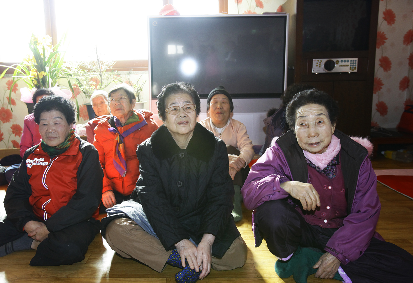 20110128-2011년 설맞이 경로당 및 사회복지시설 방문 2 24272.JPG
