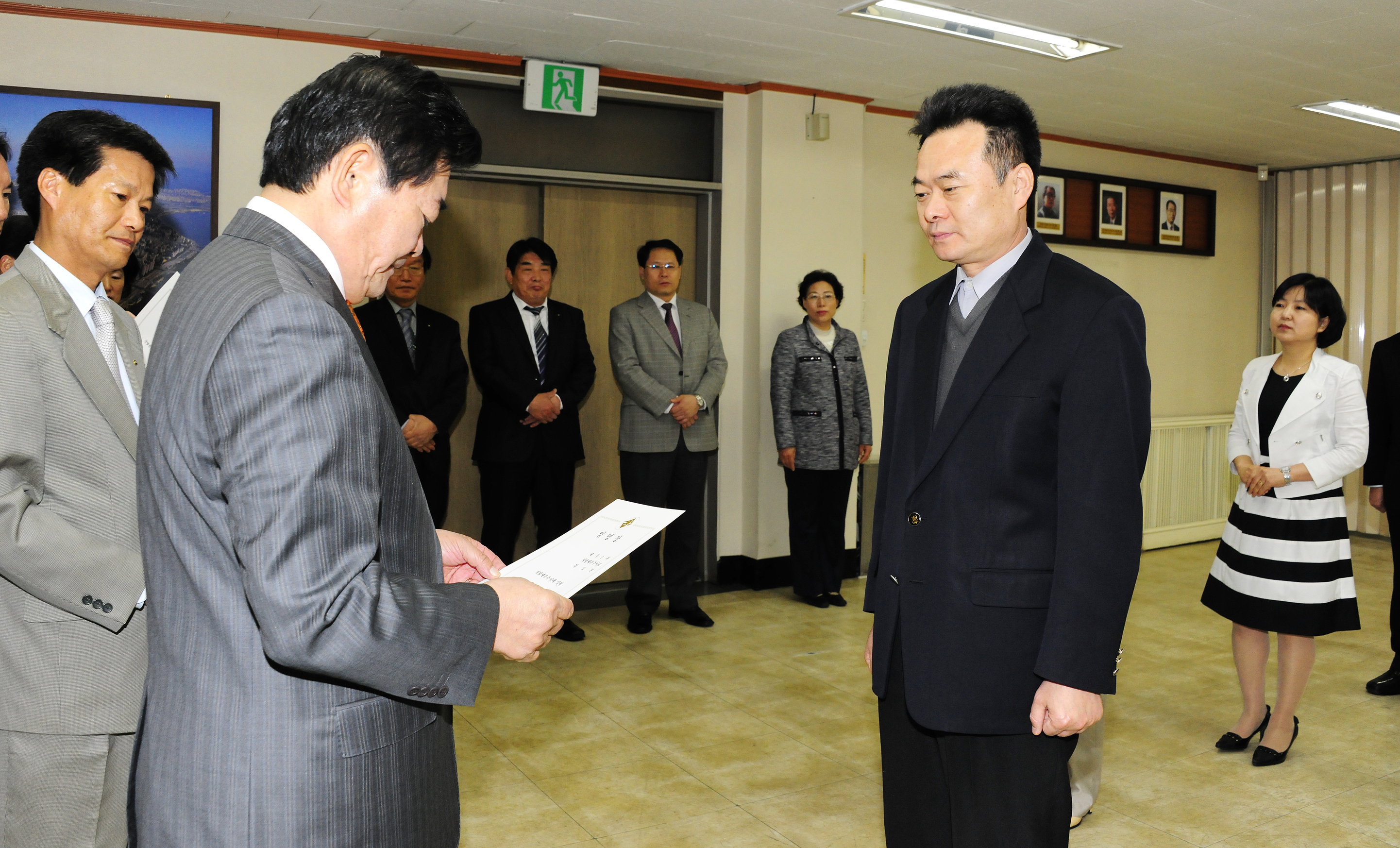 20110429-근속승진 발령식 31755.JPG