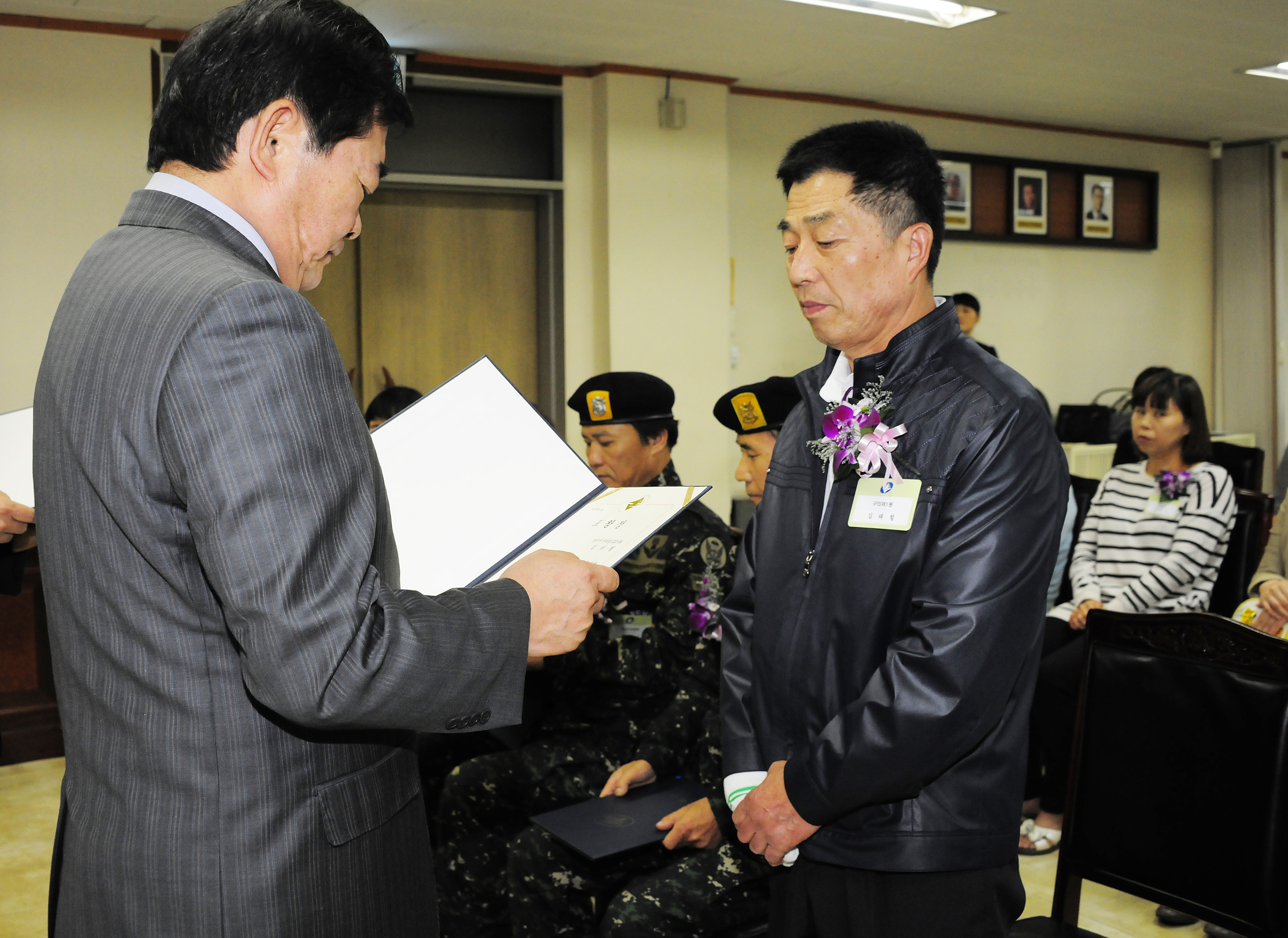 20110927-9월 정기구민표창 41282.JPG