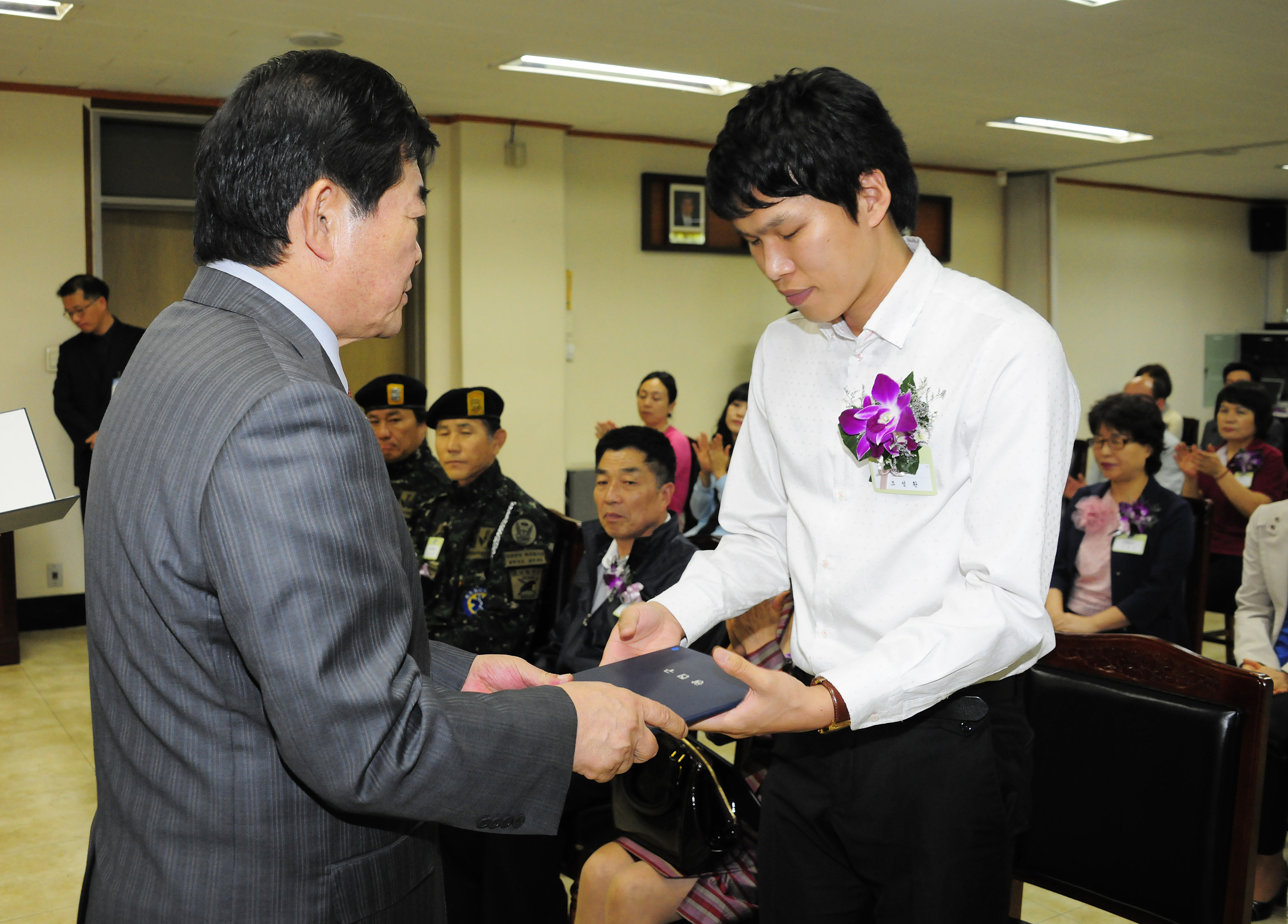20110927-9월 정기구민표창 41288.JPG