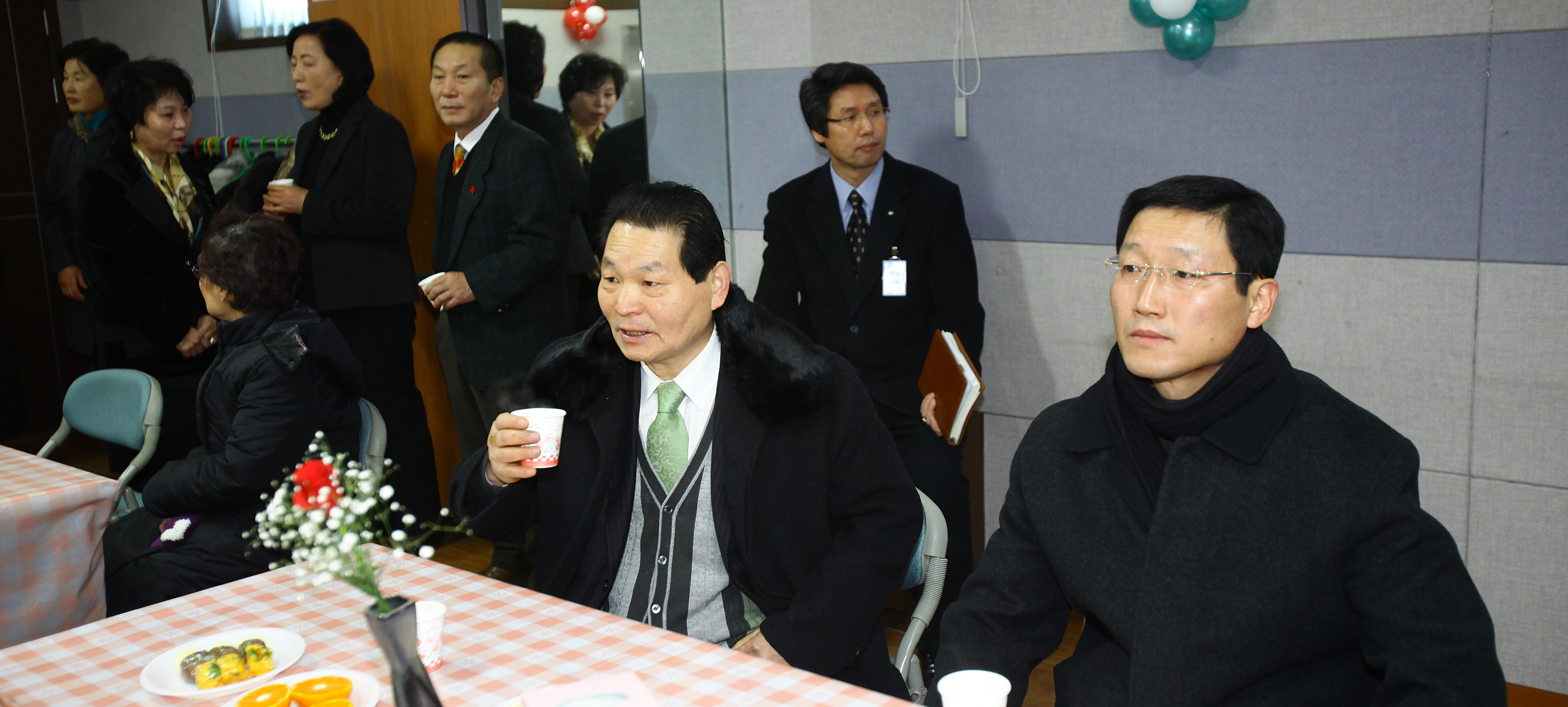 20101216-자양1동사랑의 일일 찻집 19757.JPG